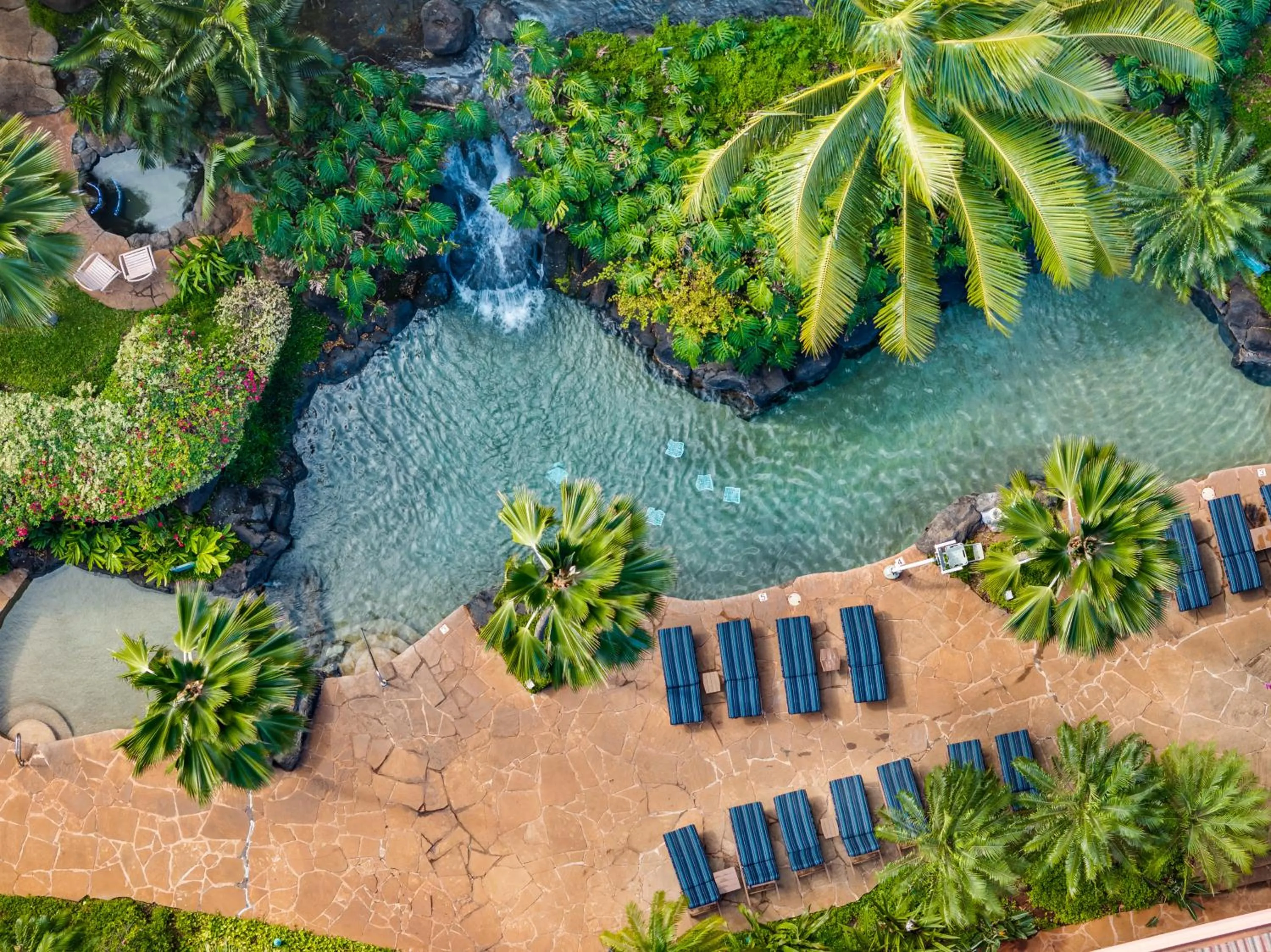 Petite Retreat at Kahana Falls