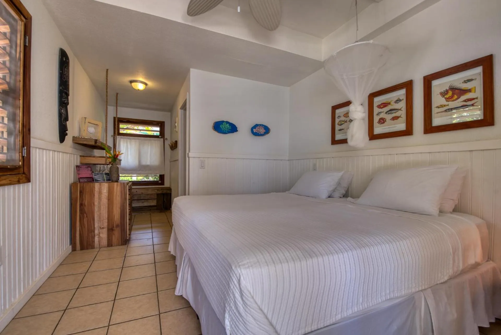 Bed in Camp Bay Lodge