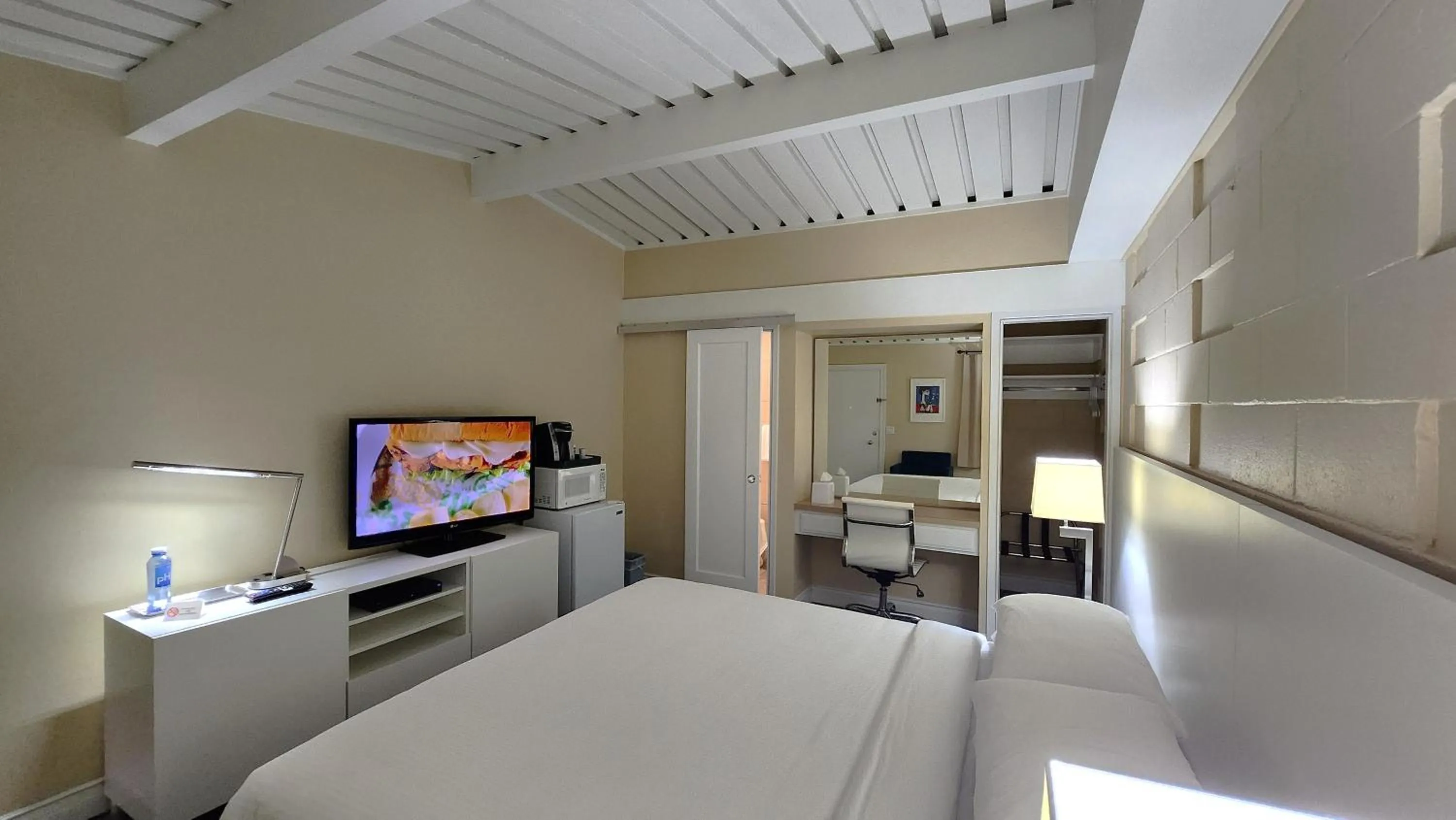 Bedroom, Bed in Palo Alto Lodge