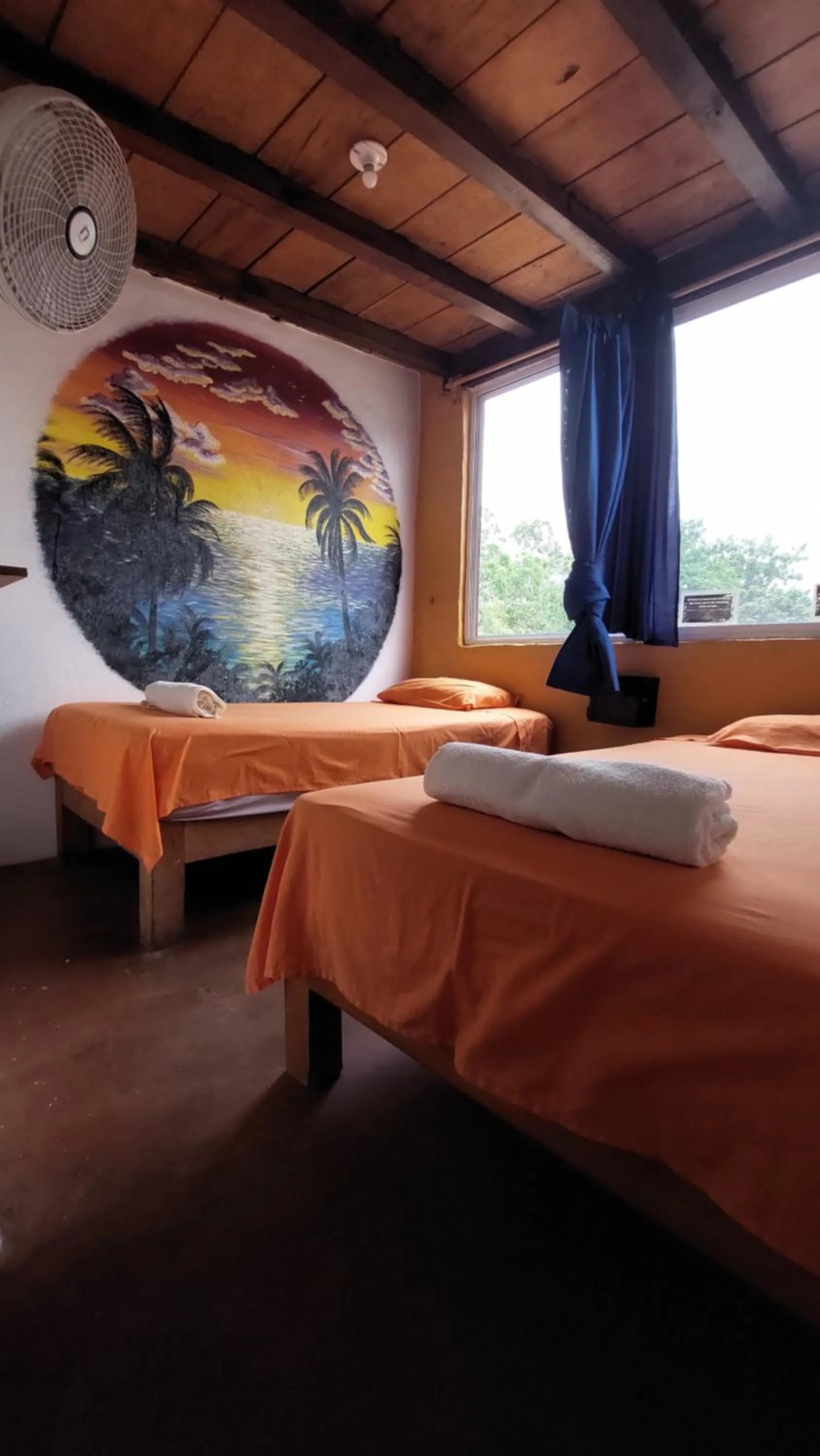 Bedroom, Bed in Tower Bridge Hostel