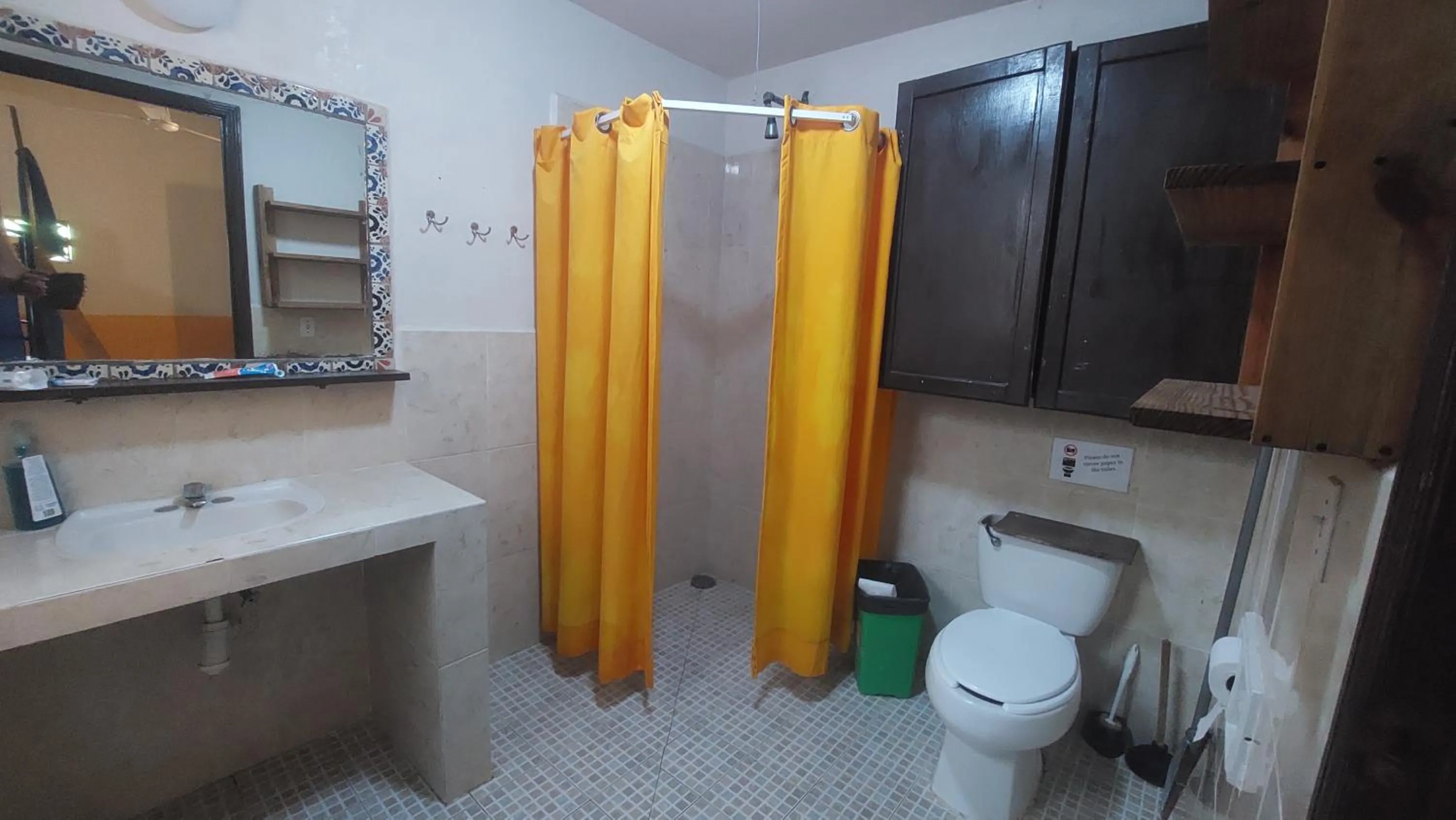 Bathroom in Tower Bridge Hostel