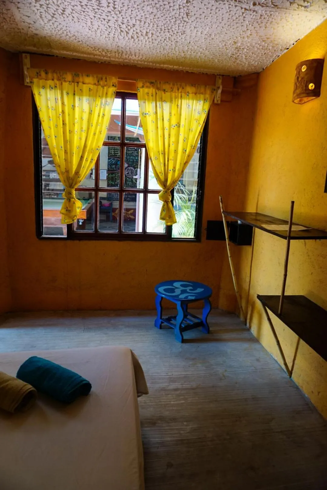 Bedroom, Bed in Tower Bridge Hostel