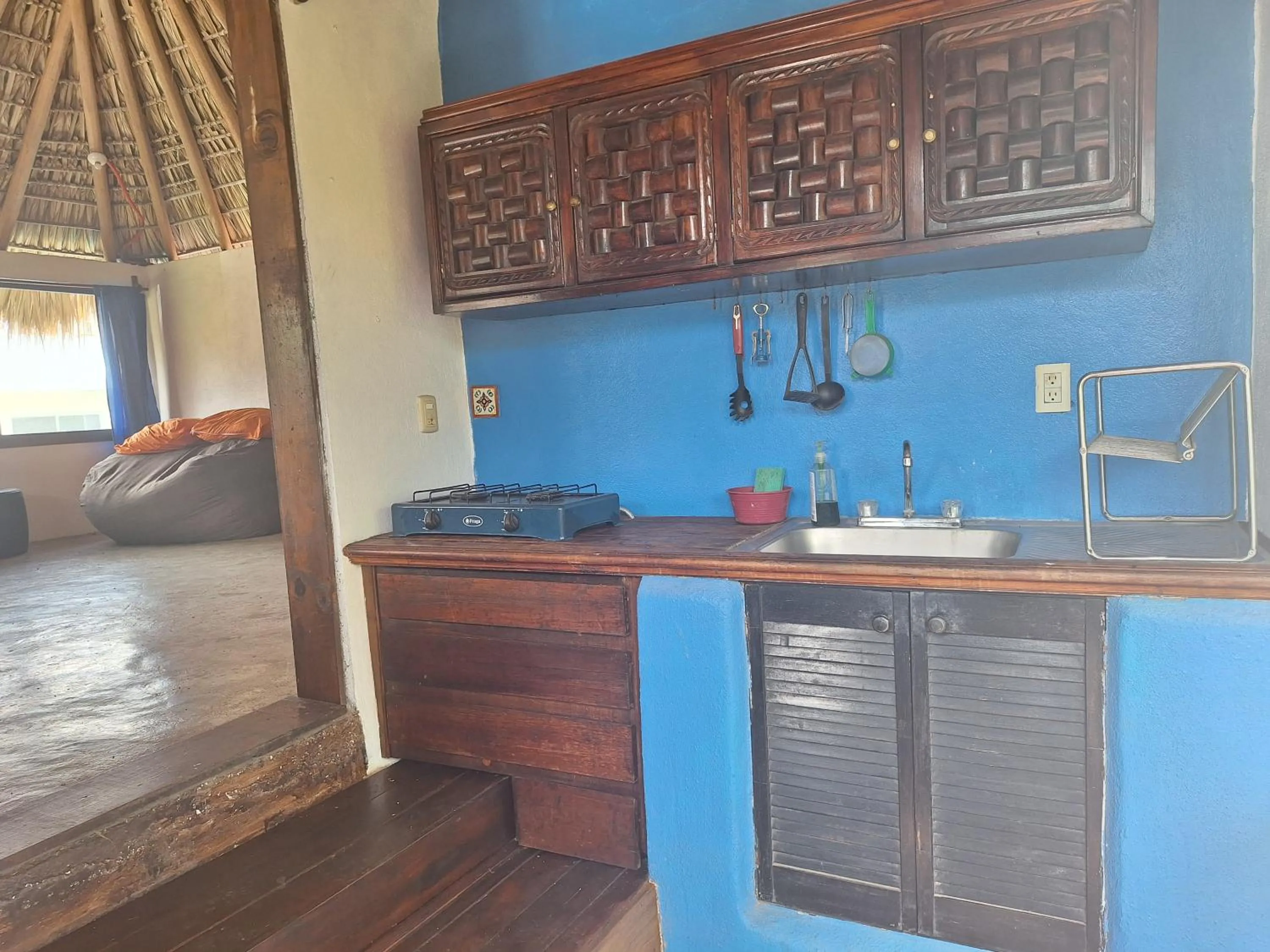 Kitchen or kitchenette in Tower Bridge Hostel