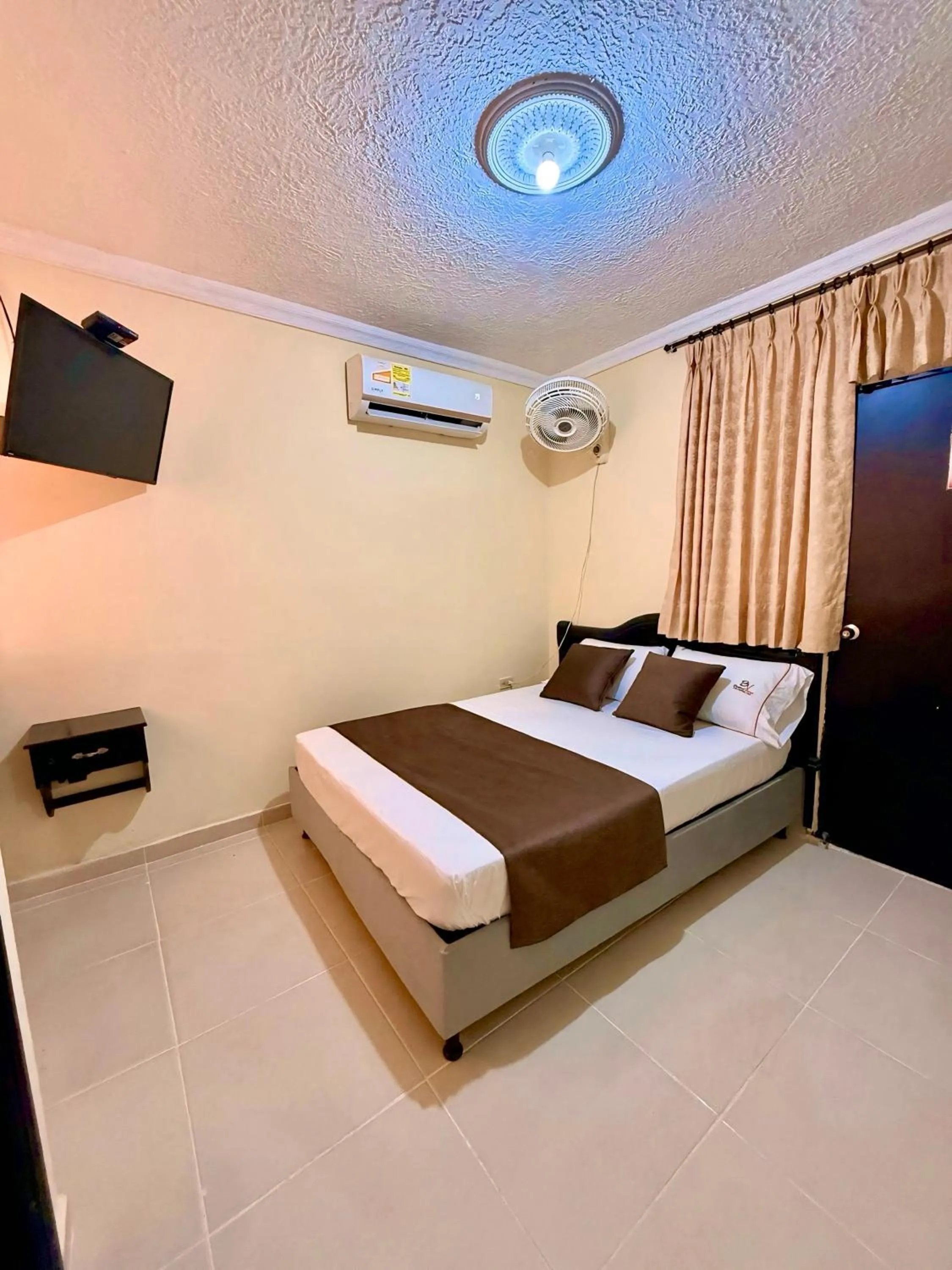 Standard Triple Room in Hotel Buenavista Valledupar
