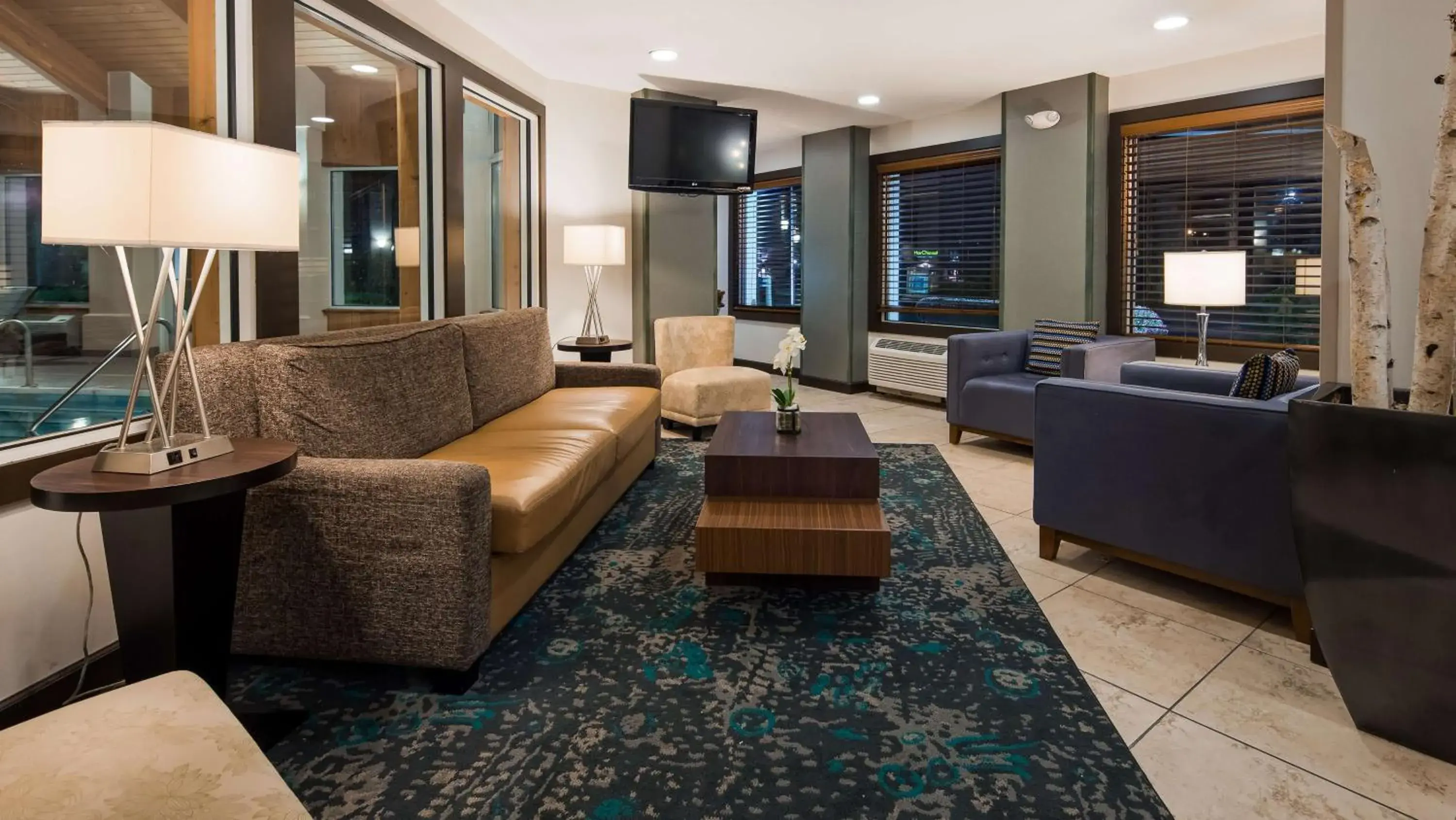 Lobby or reception in Best Western Toledo South Maumee Lobby or reception in Best Western Toledo South Maumee