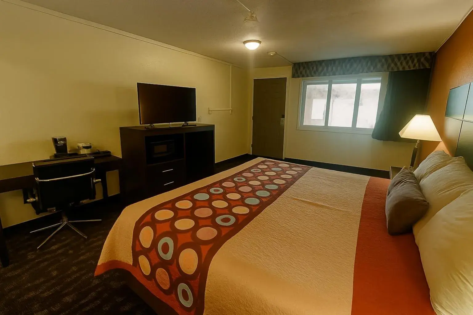 Bed in Eastern Inn Bed in Eastern Inn