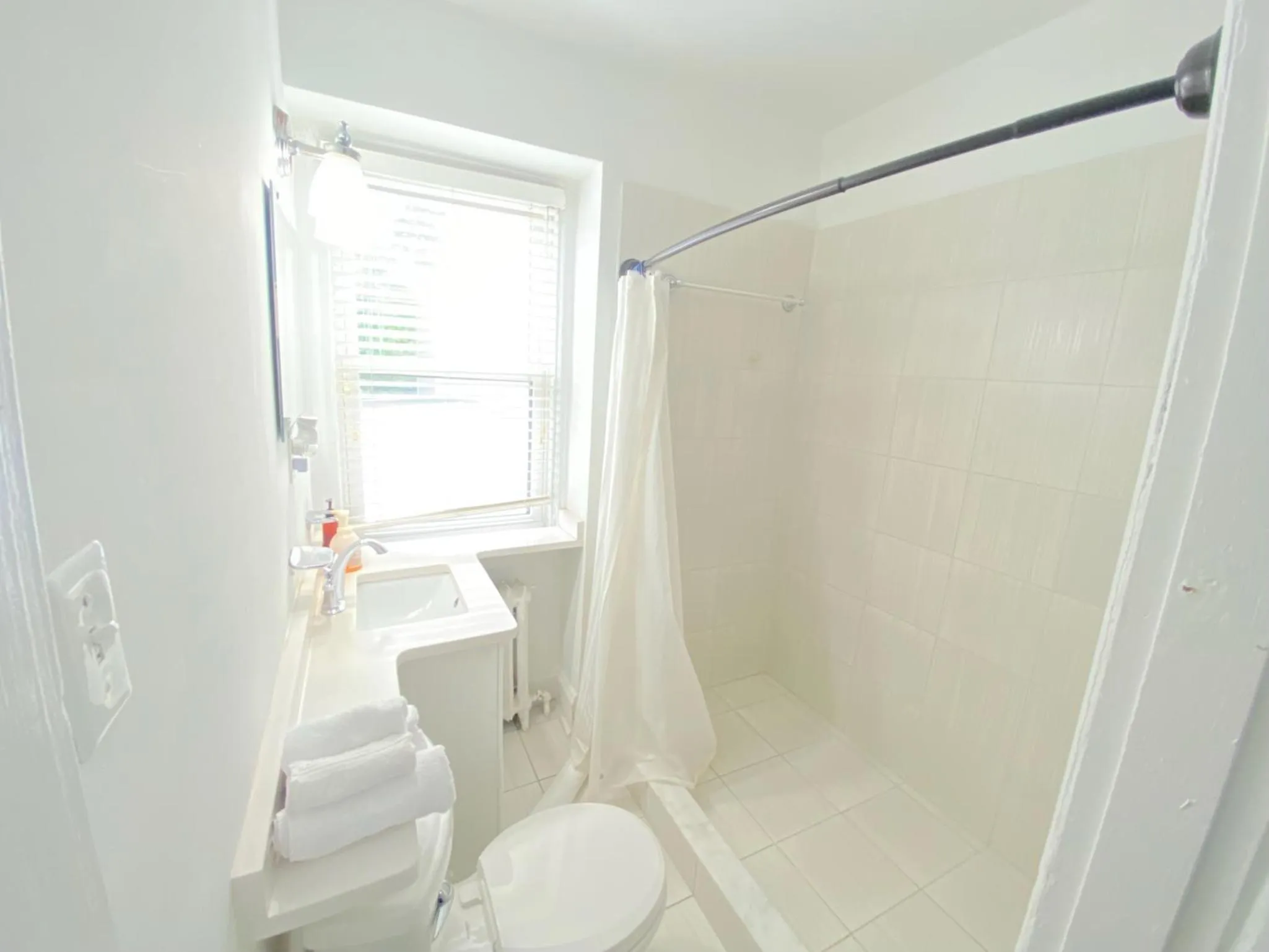 Bathroom in Good Night Sleep 1Bdrm 2 Queen Beds