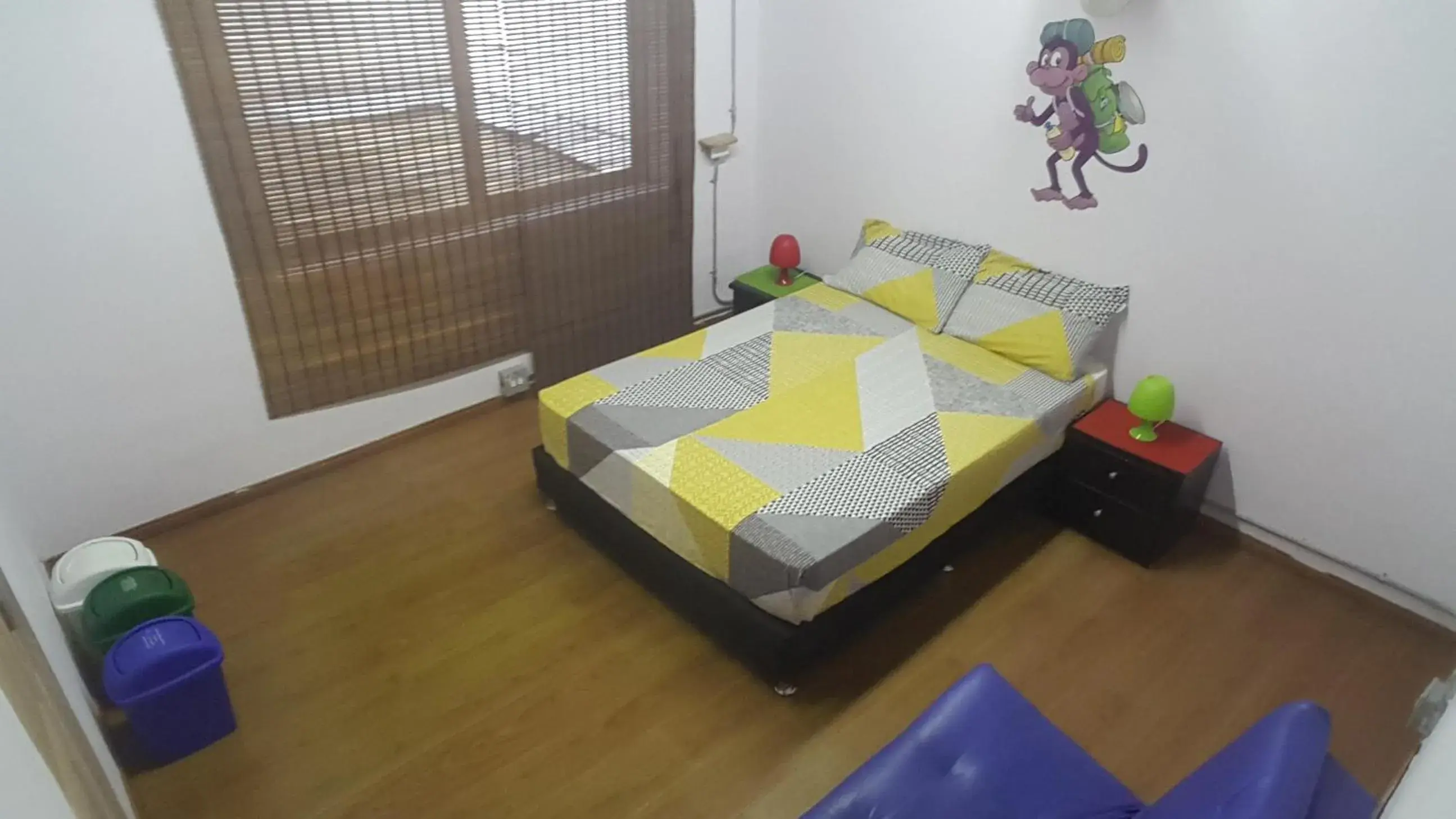 Large Double or Twin Room in Purple Monkey Hostel Large Double or Twin Room in Purple Monkey Hostel