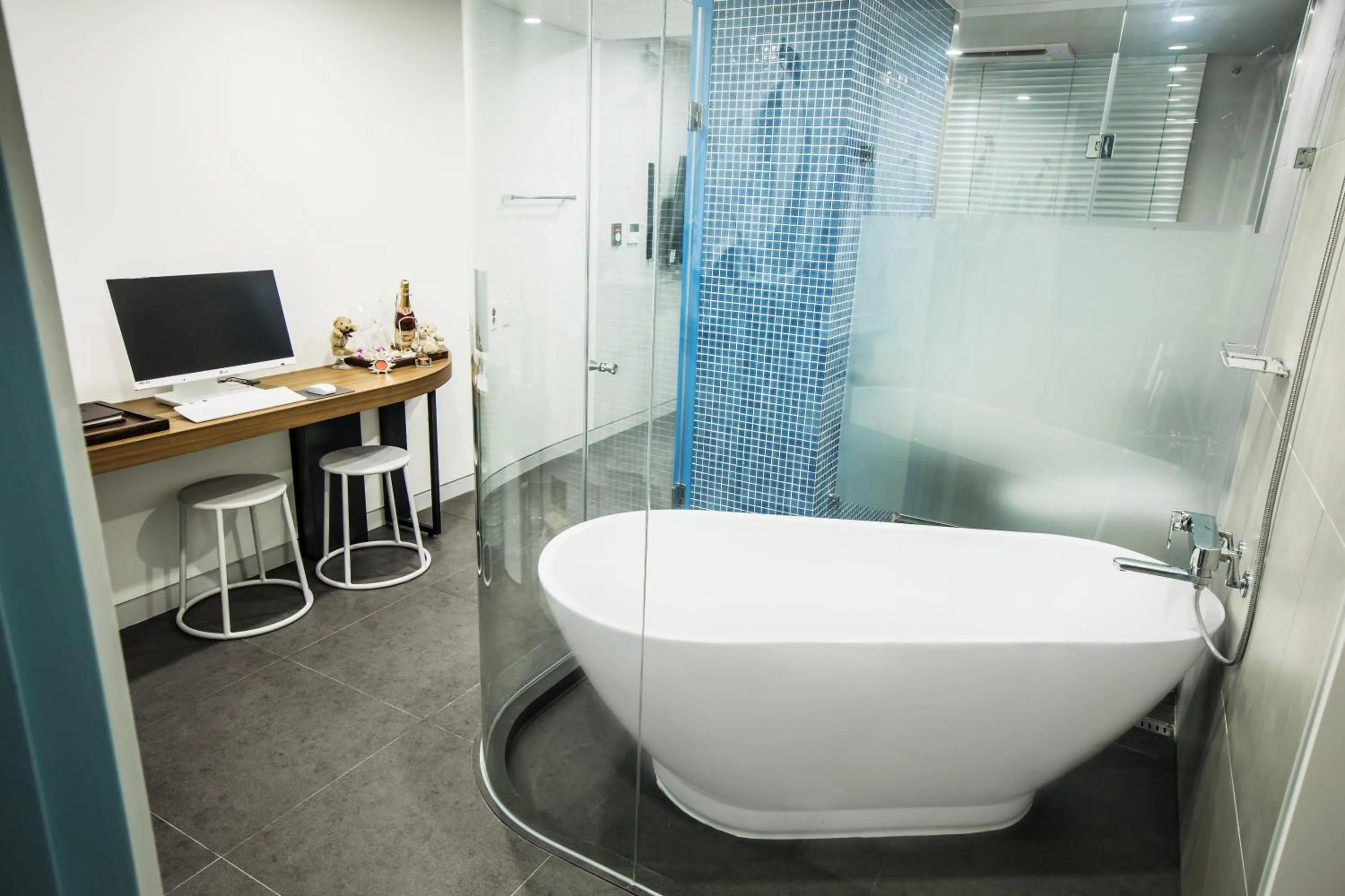 City view in Jerry's Planet