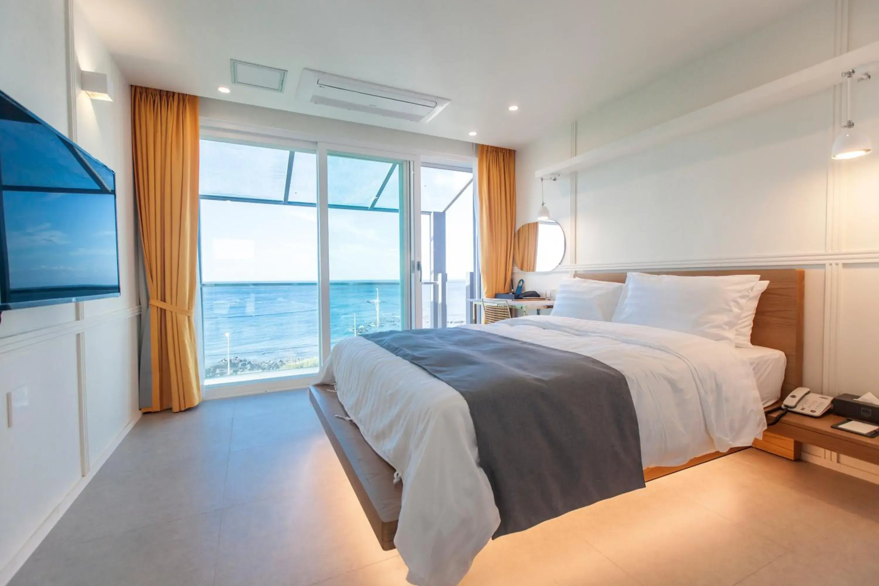 Bed in Rich Hotel Bed in Rich Hotel