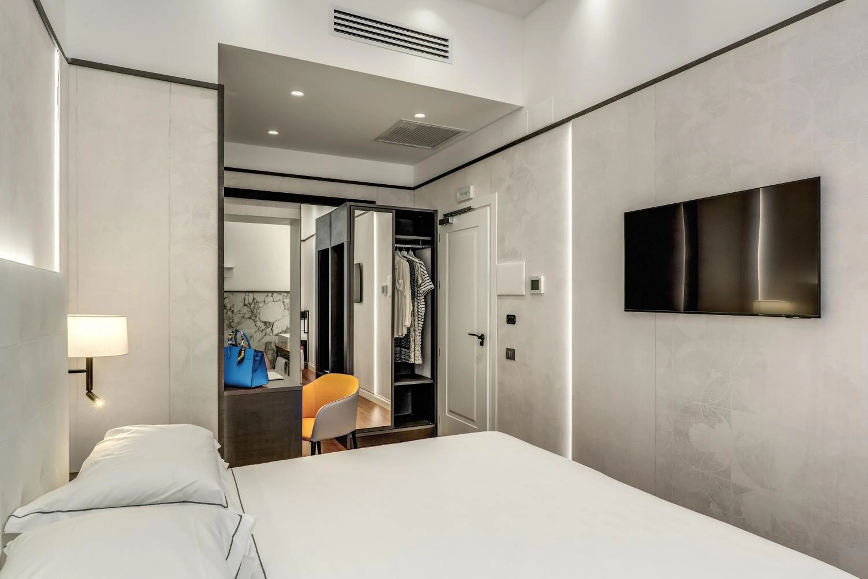 Photo of the whole room, Bed in The Spotlight Boutique Hotel