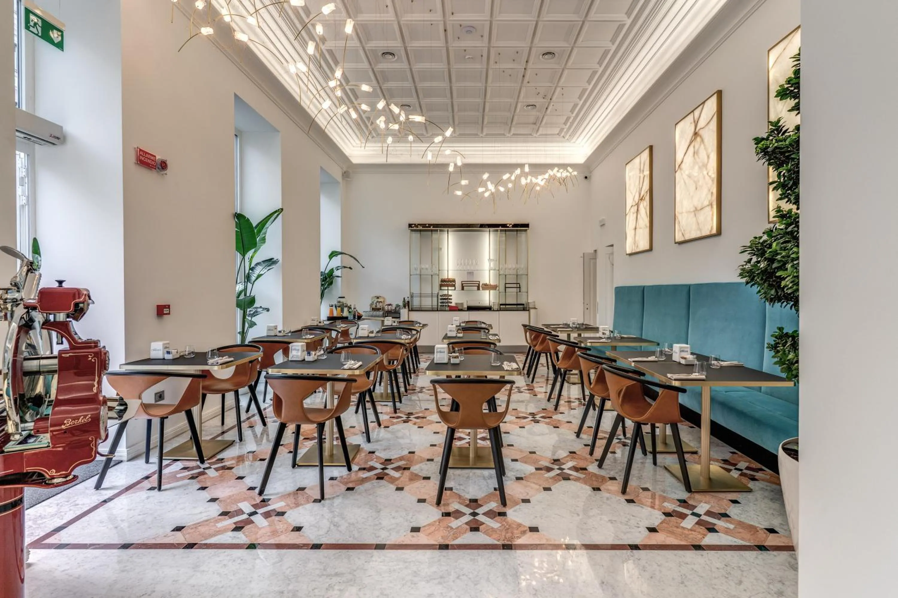 Restaurant/places to eat in The Spotlight Boutique Hotel