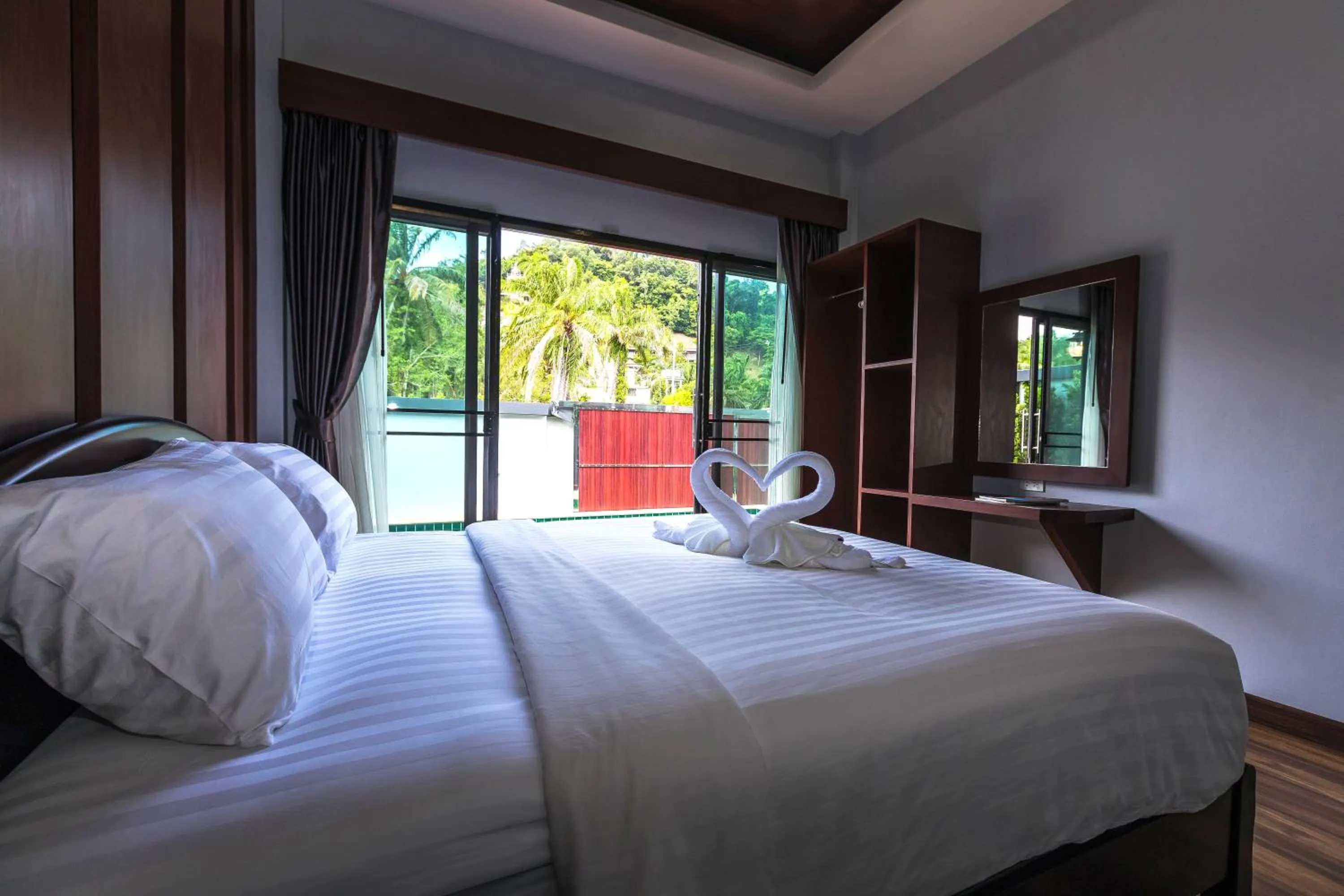 Bed in Aonang Oscar Pool Villas - Free Shuttle to Aonang Beach -shared pool - private pool