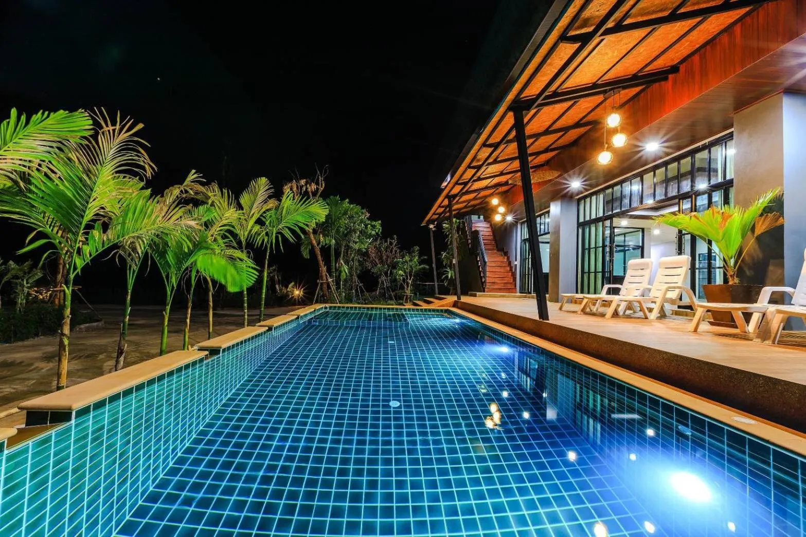 Staff in Aonang Oscar Pool Villas - Free Shuttle to Aonang Beach -shared pool - private pool