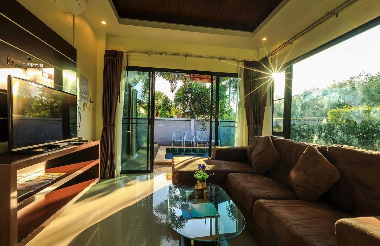 Living room in Aonang Oscar Pool Villas - Free Shuttle to Aonang Beach -shared pool - private pool