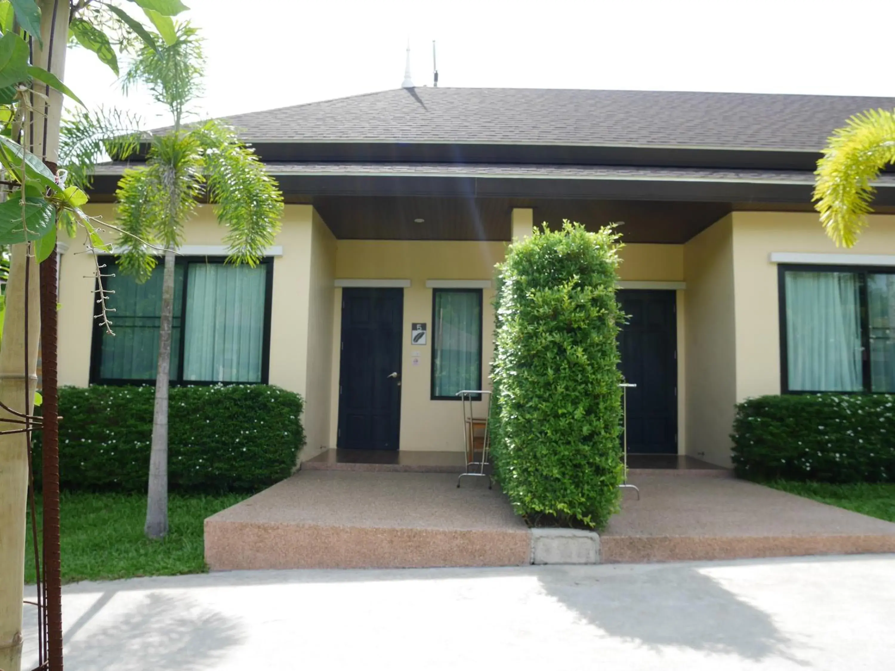 Property building in Aonang Oscar Pool Villas - Free Shuttle to Aonang Beach -shared pool - private pool Property building in Aonang Oscar Pool Villas - Free Shuttle to Aonang Beach -shared pool - private pool