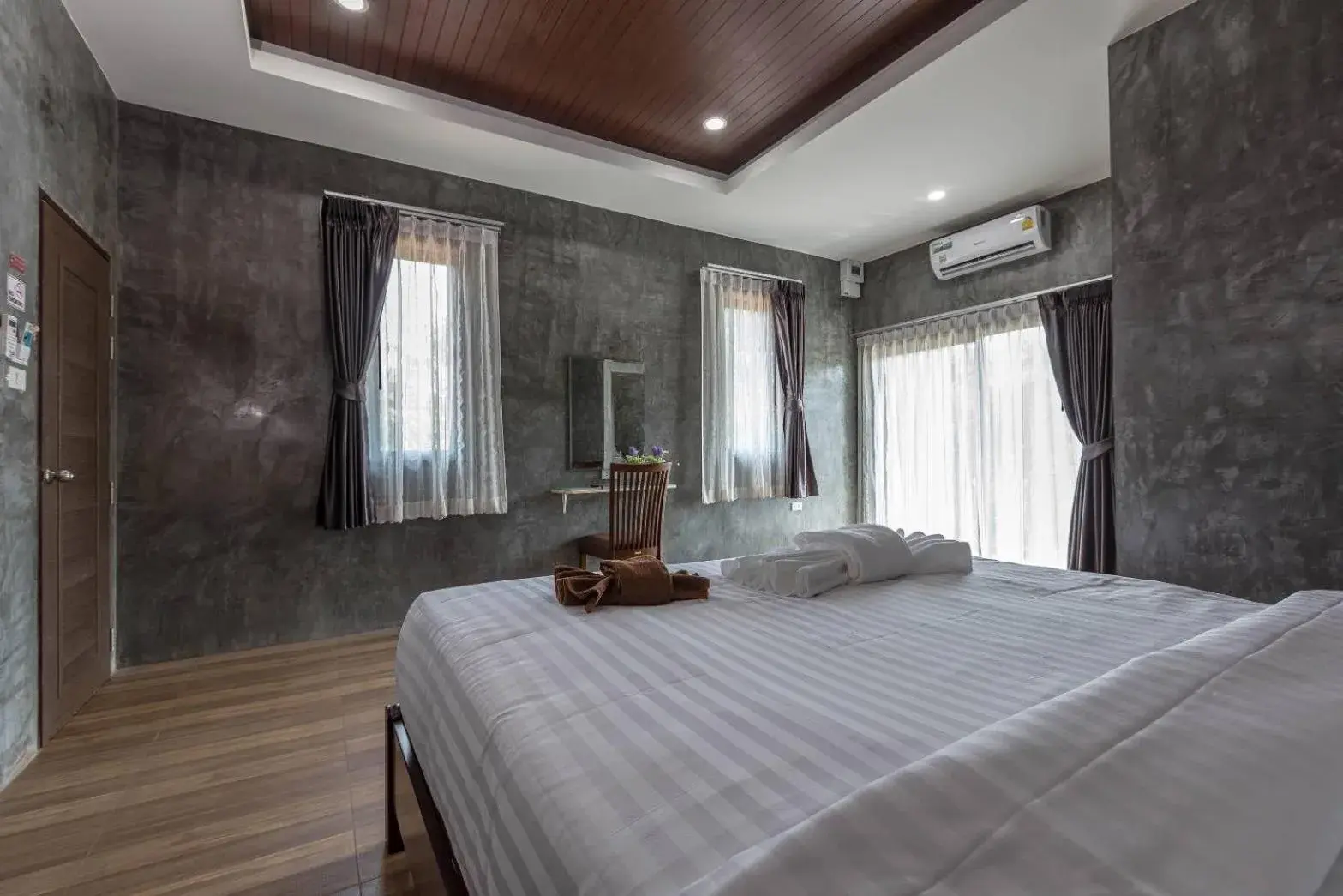 Bed in Aonang Oscar Pool Villas - Free Shuttle to Aonang Beach -shared pool - private pool Bed in Aonang Oscar Pool Villas - Free Shuttle to Aonang Beach -shared pool - private pool