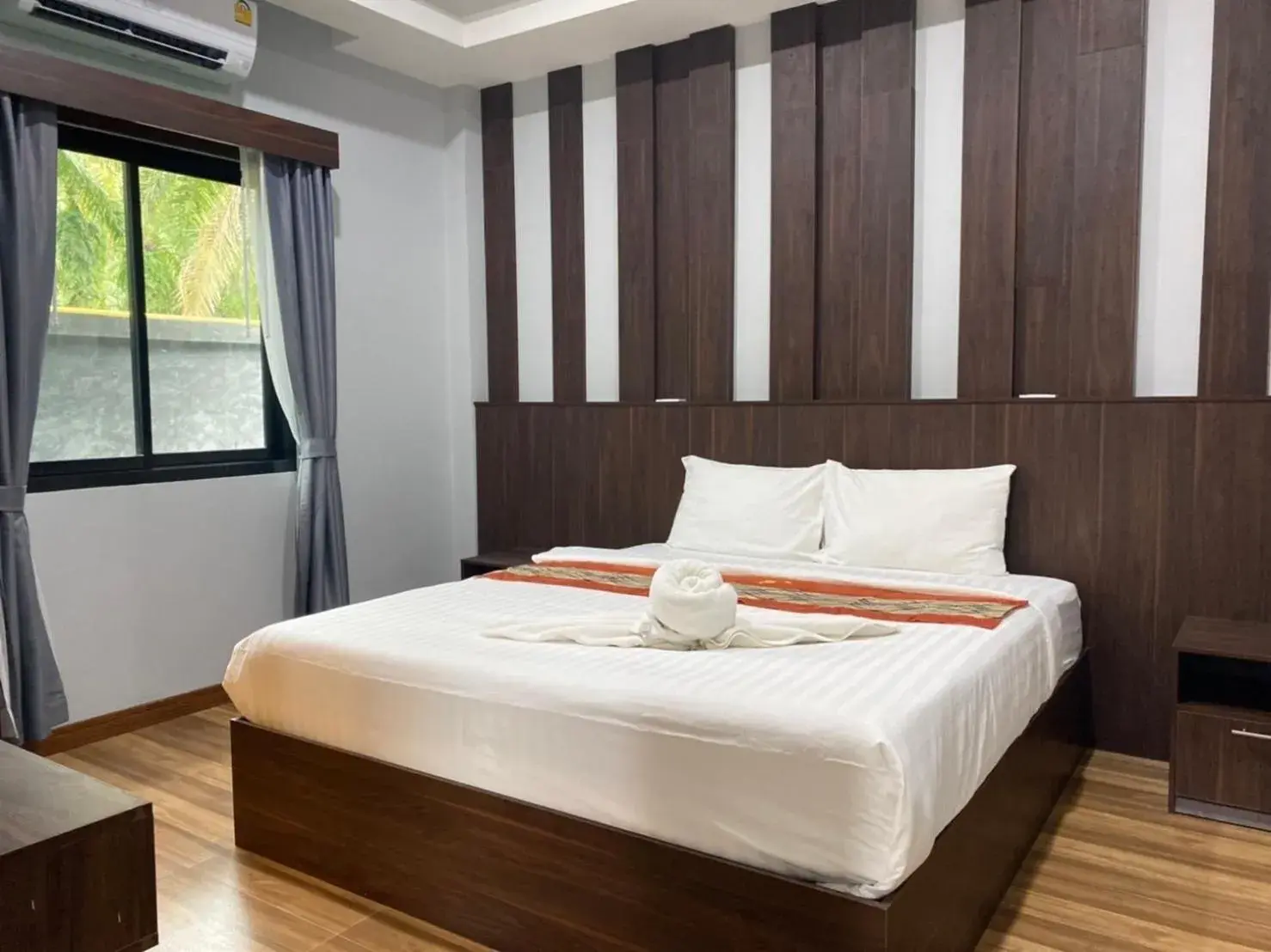 Bed in Aonang Oscar Pool Villas - Free Shuttle to Aonang Beach -shared pool - private pool Bed in Aonang Oscar Pool Villas - Free Shuttle to Aonang Beach -shared pool - private pool