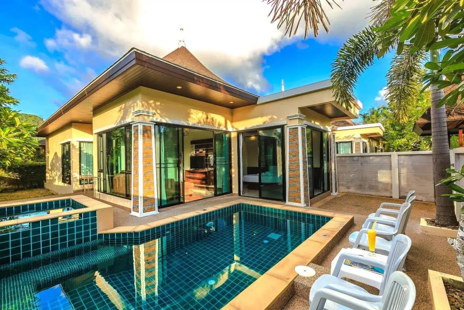 Pool view in Aonang Oscar Pool Villas - Free Shuttle to Aonang Beach -shared pool - private pool Pool view in Aonang Oscar Pool Villas - Free Shuttle to Aonang Beach -shared pool - private pool