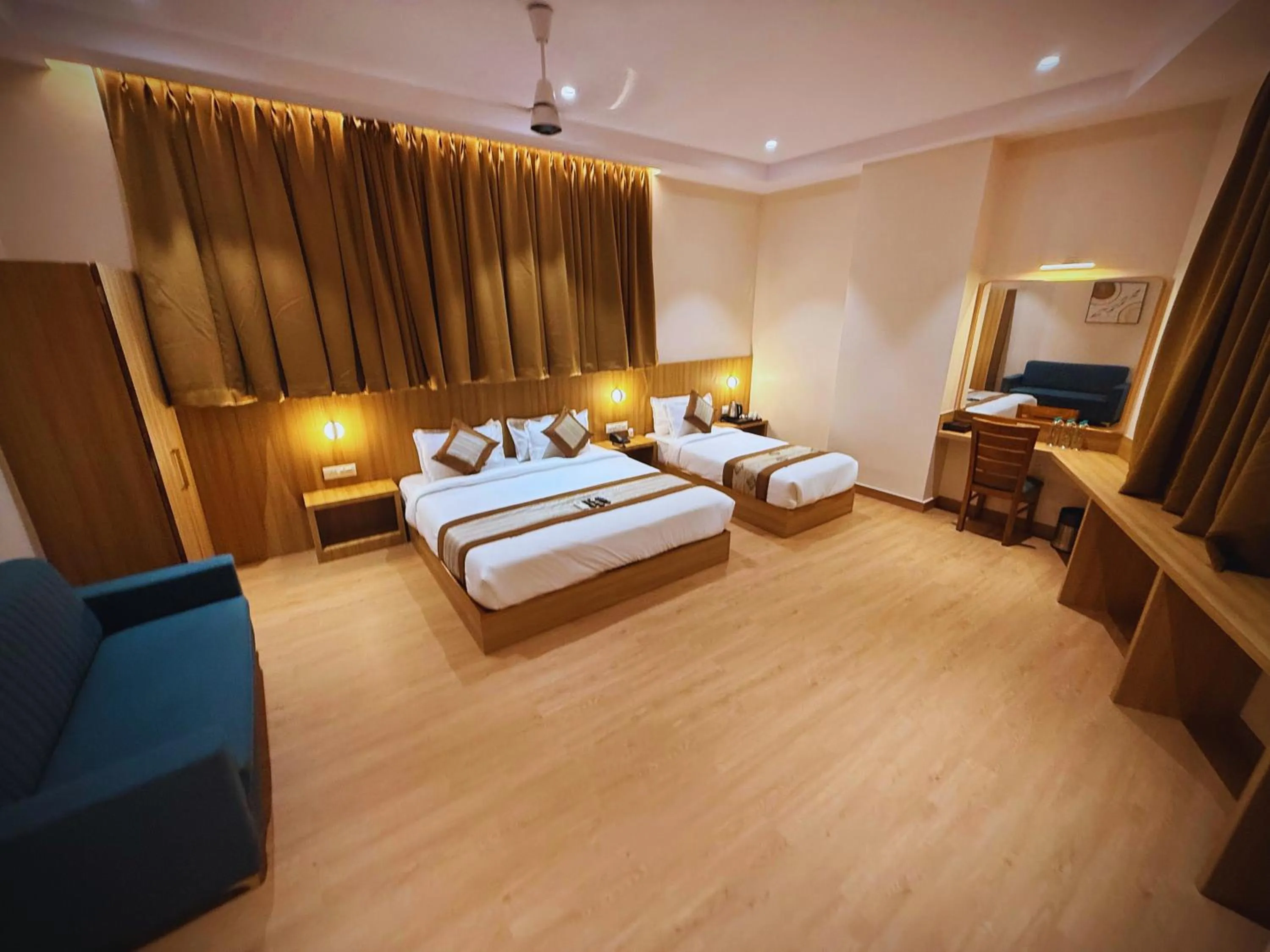 Bedroom, Bed in Hotel Alfa Suites