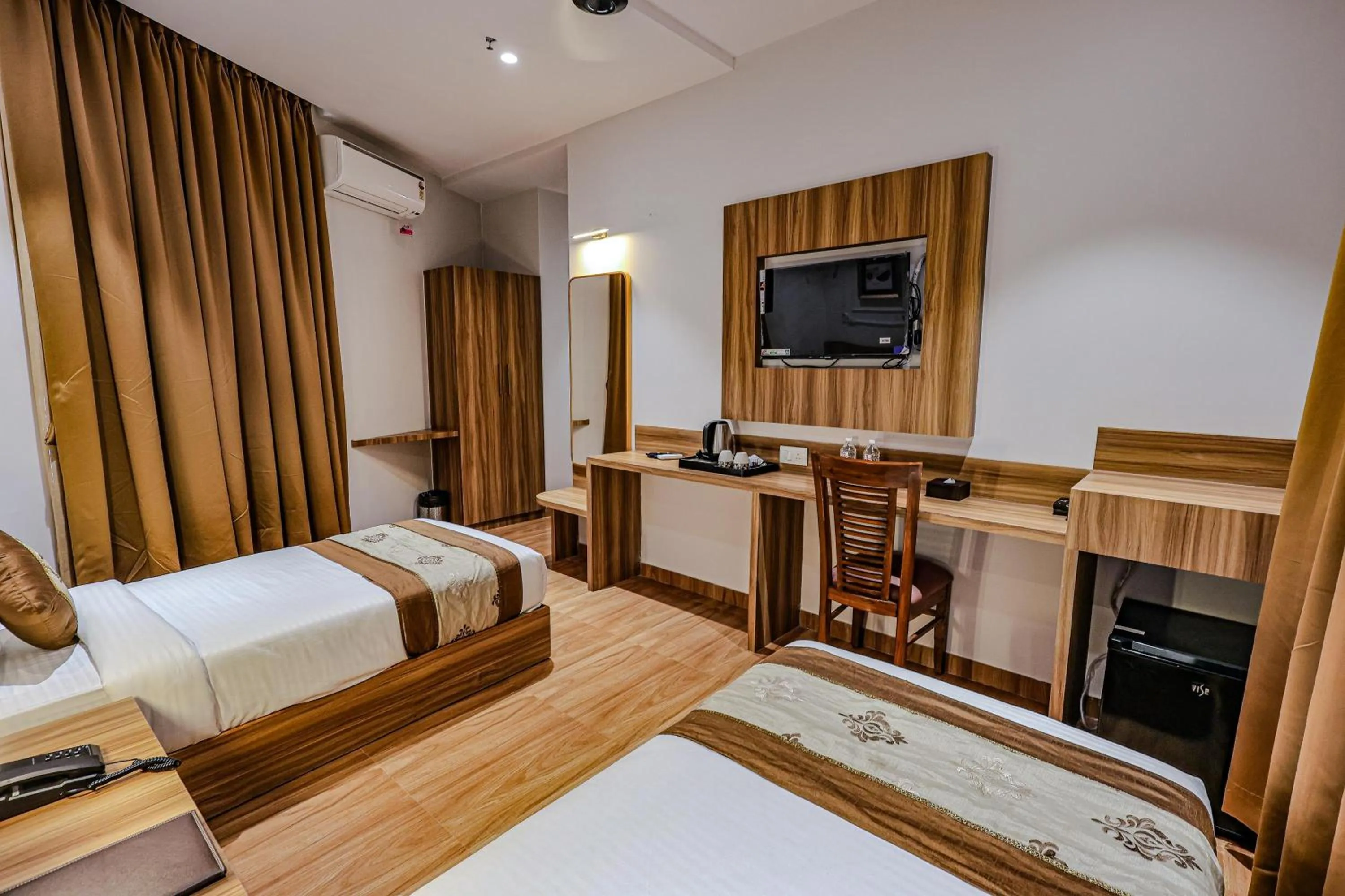 Photo of the whole room, Bed in Hotel Alfa Suites