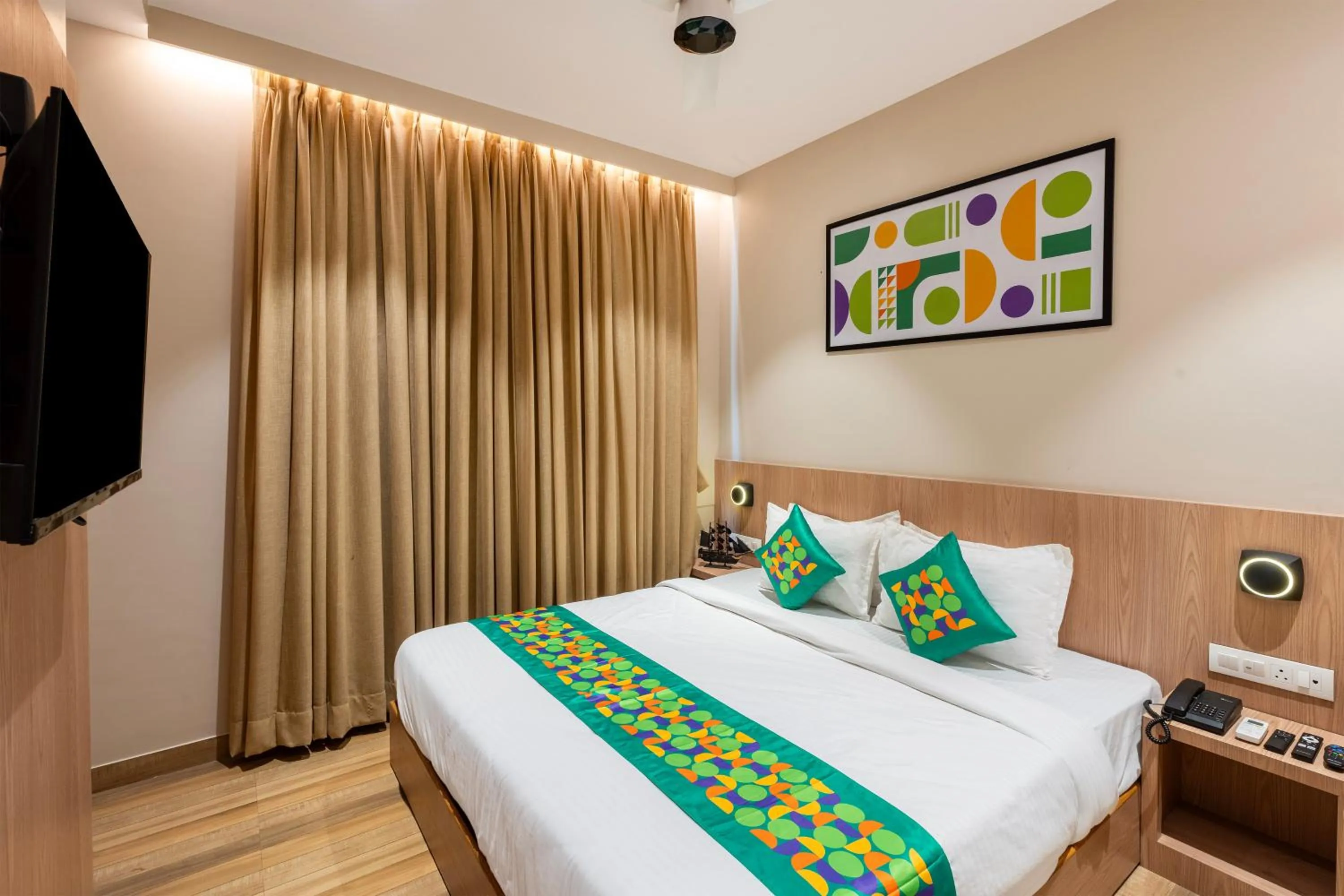 Bedroom, Bed in Treebo Alfa Suites