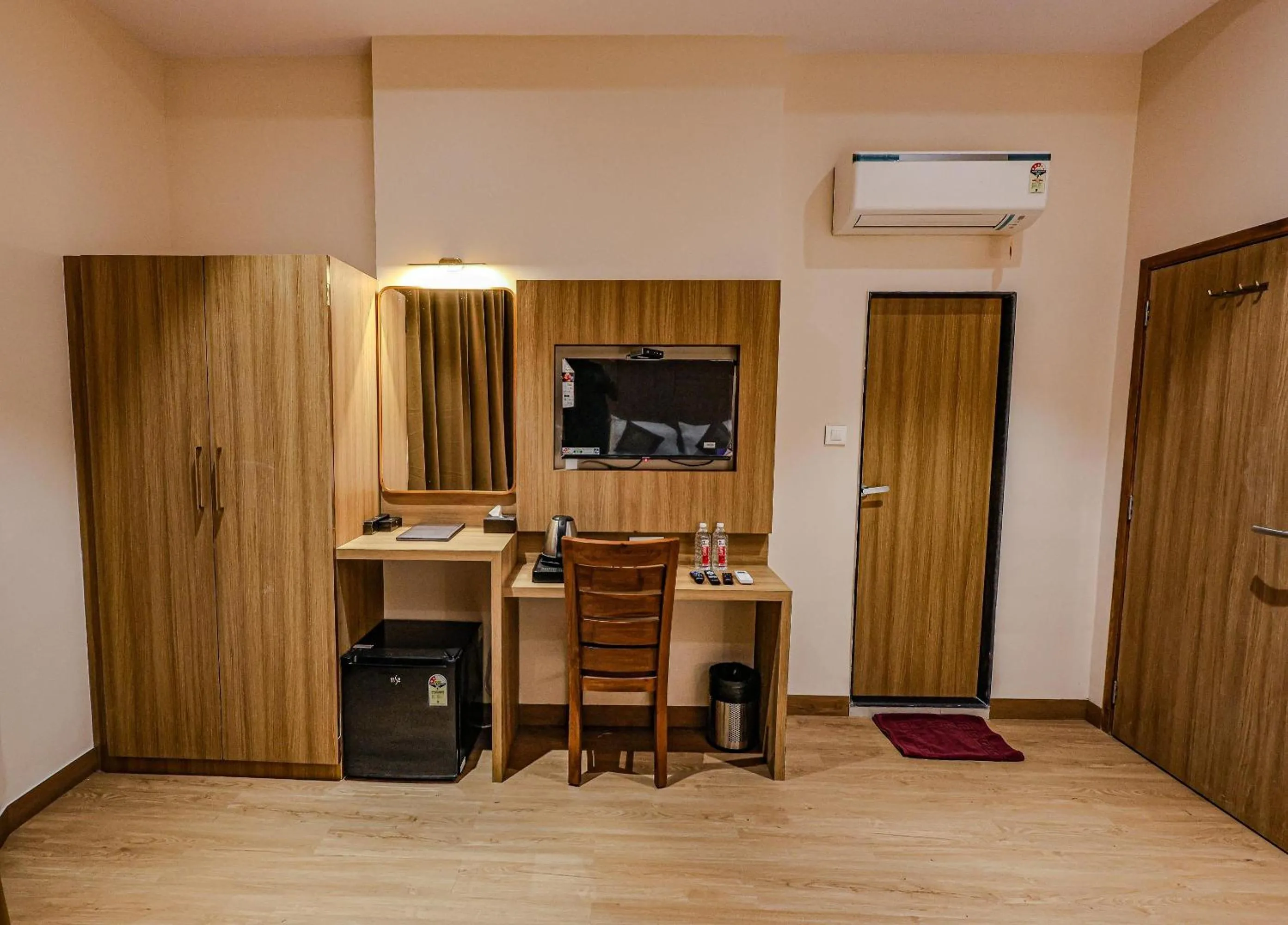 Bed in Hotel Alfa Suites