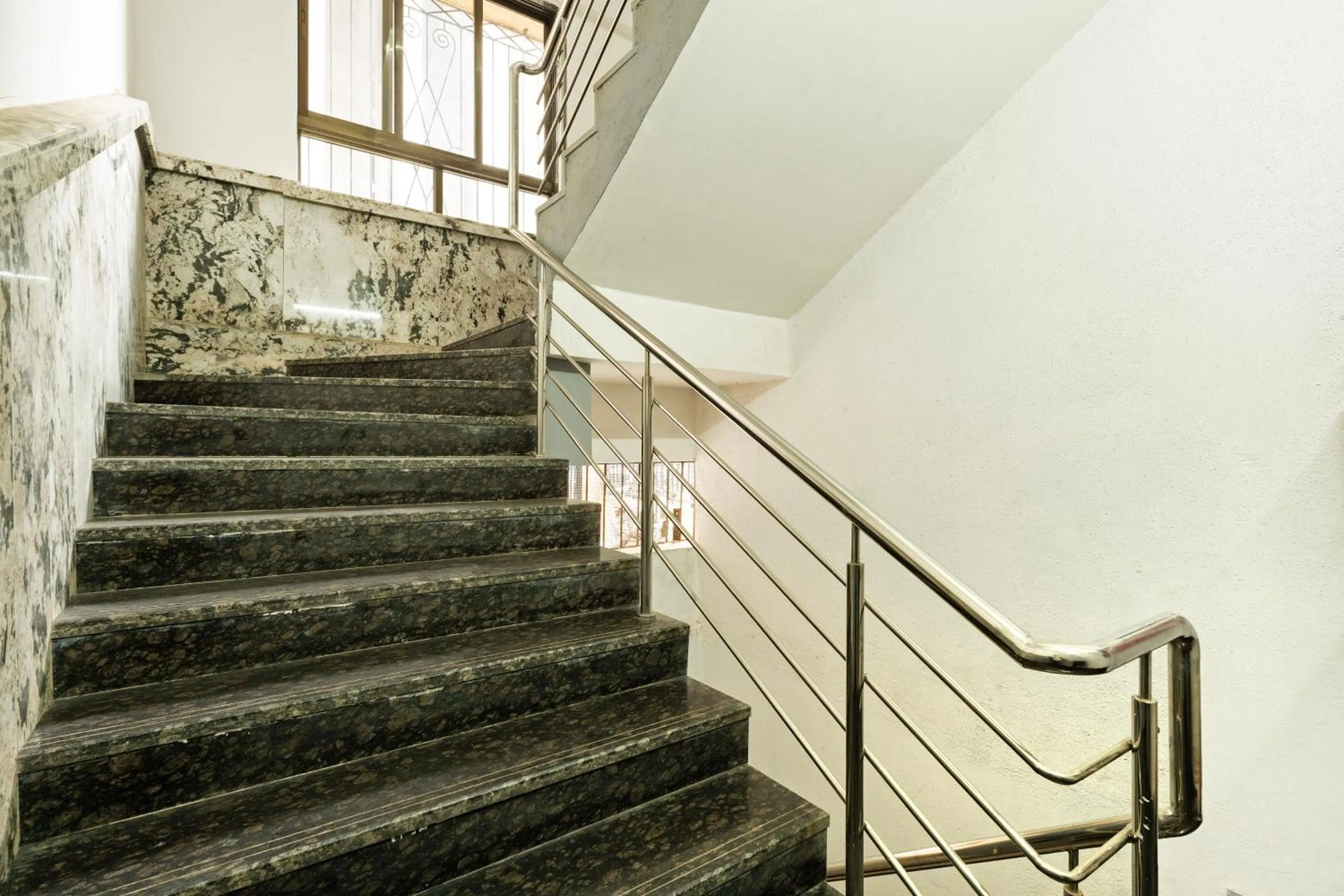 Lobby or reception in Treebo Alfa Suites