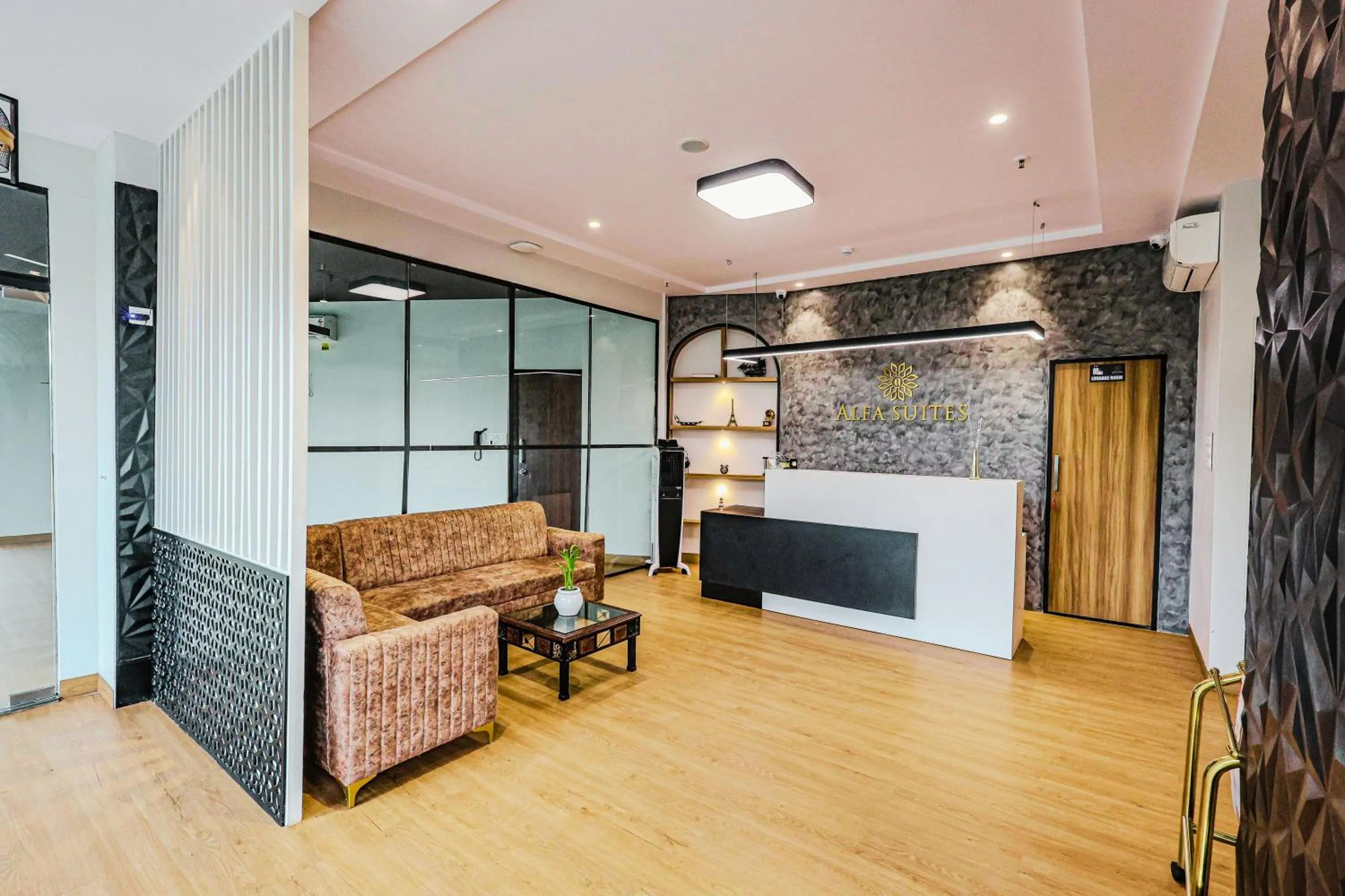 Lobby or reception in Hotel Alfa Suites