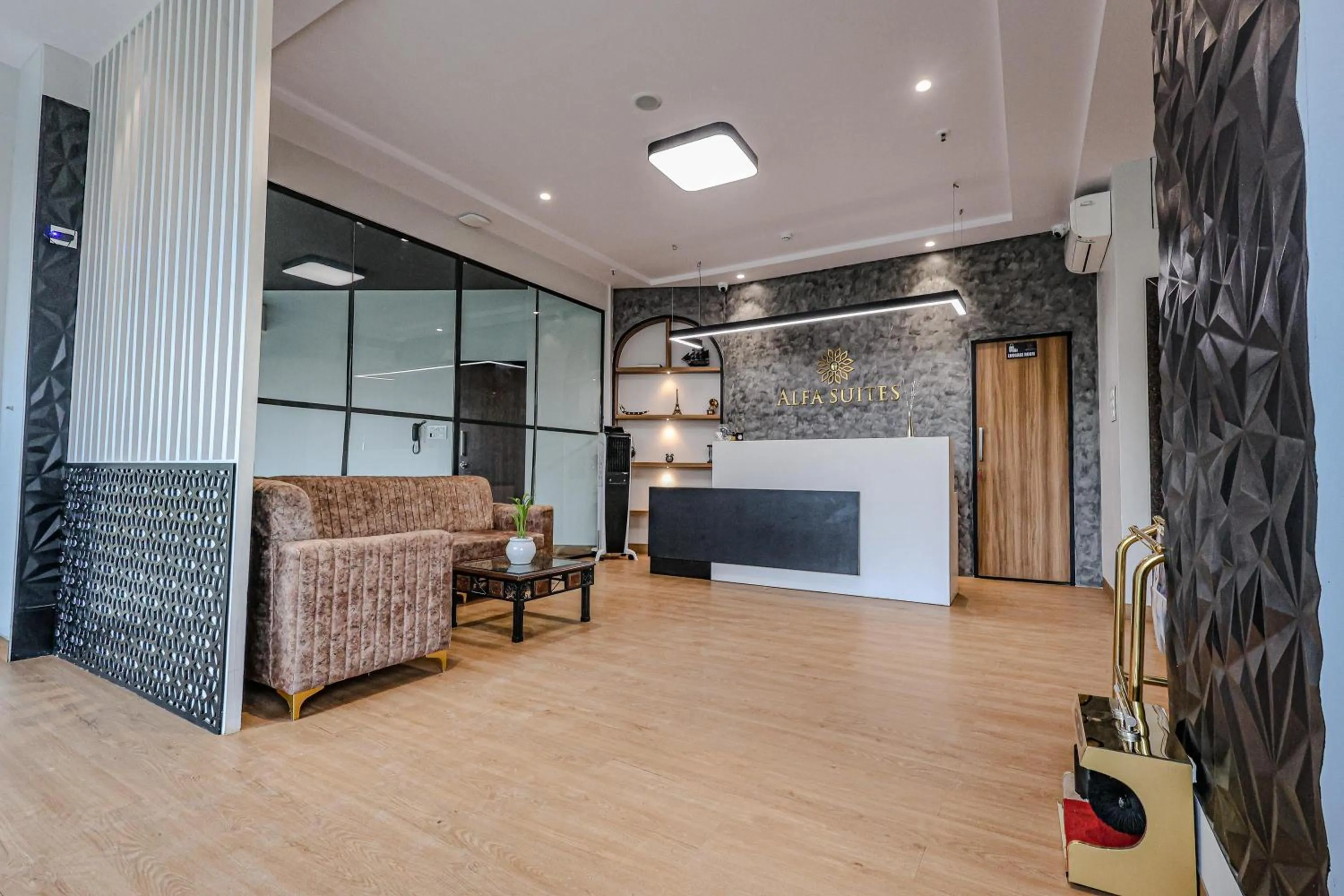 Lobby or reception in Hotel Alfa Suites