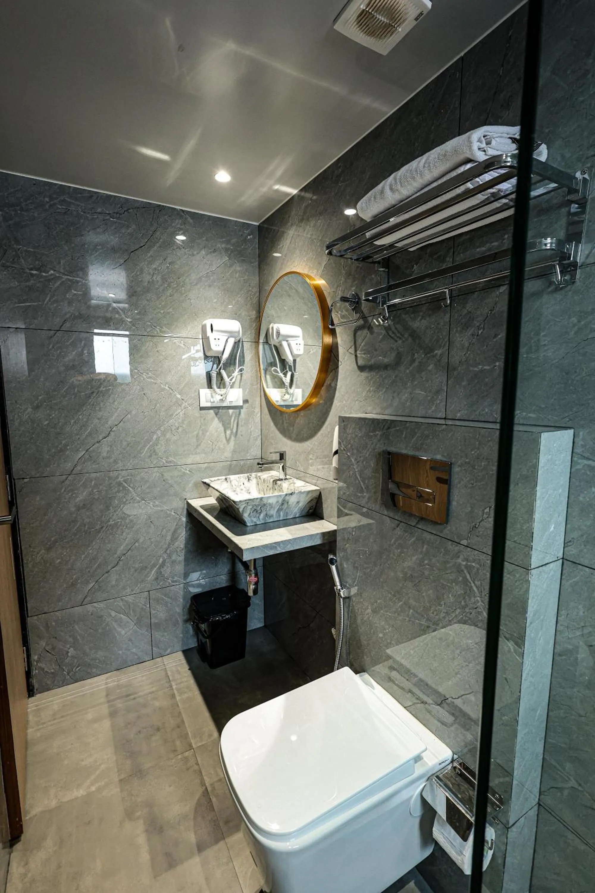 Bathroom in Hotel Alfa Suites