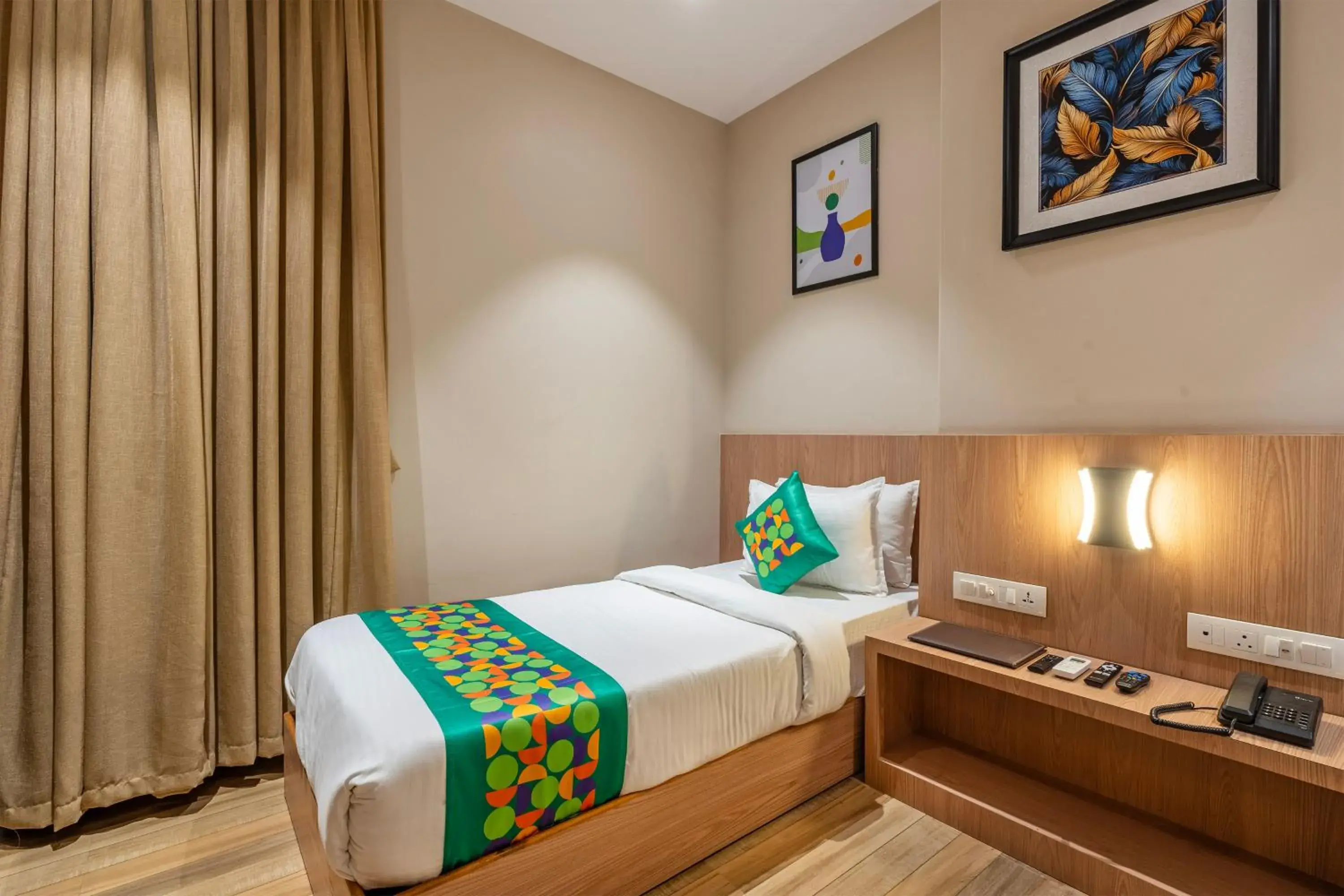 Bedroom, Bed in Treebo Alfa Suites Bedroom, Bed in Treebo Alfa Suites