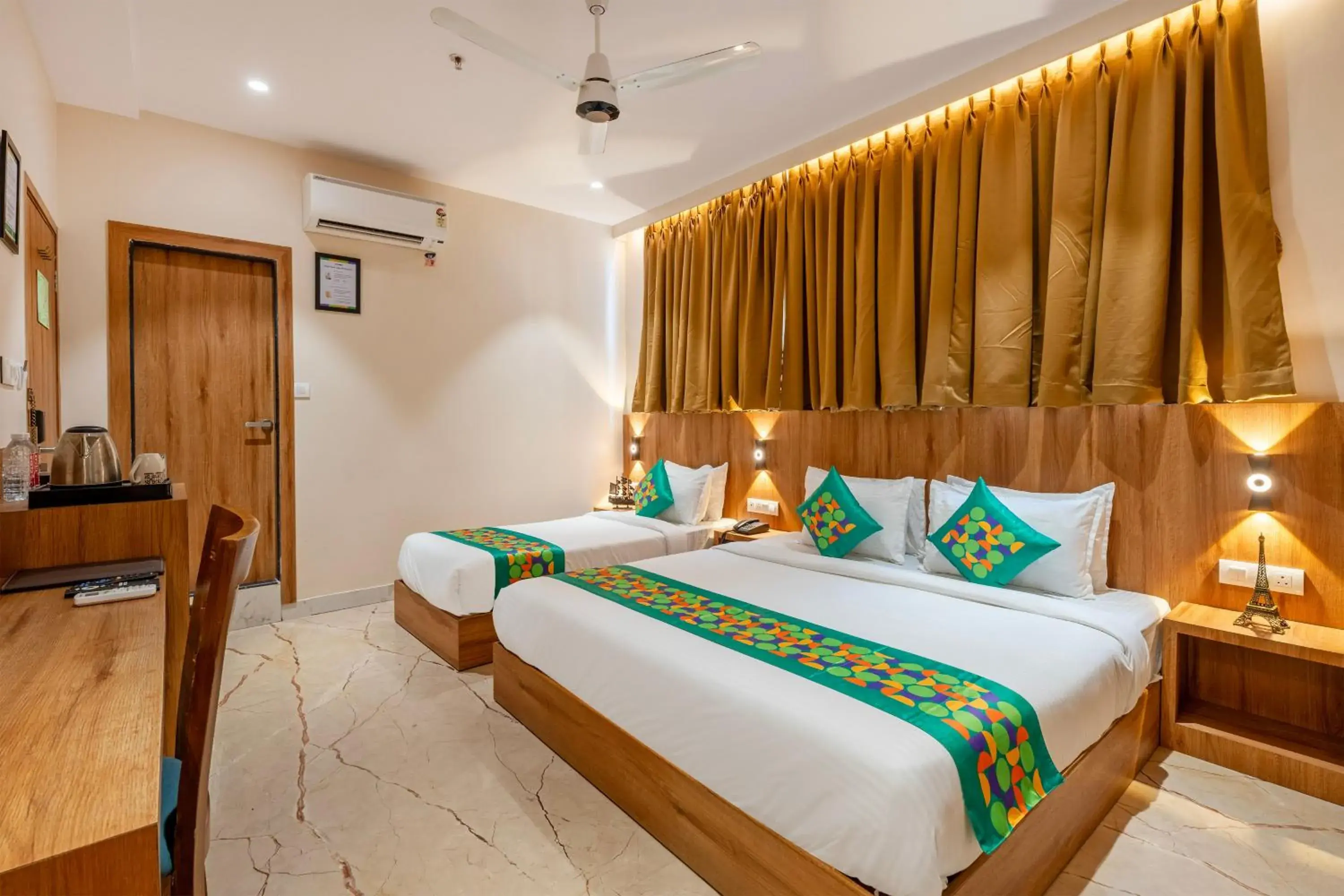 Bedroom, Bed in Treebo Alfa Suites Bedroom, Bed in Treebo Alfa Suites