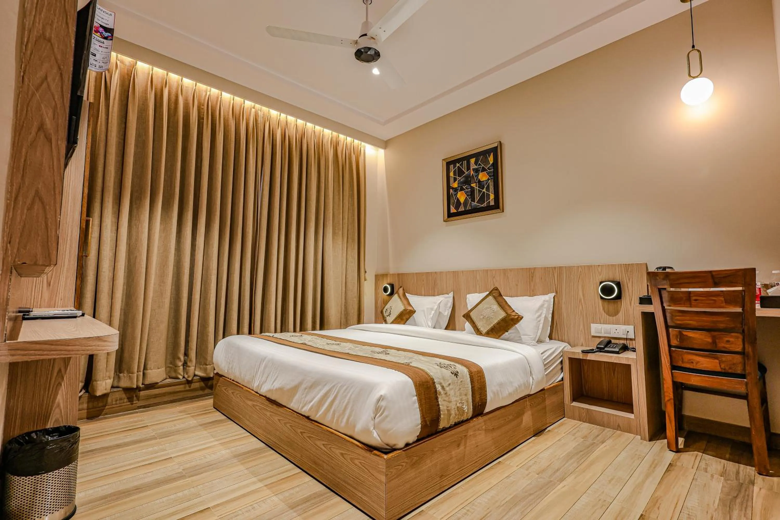 Bed in Hotel Alfa Suites