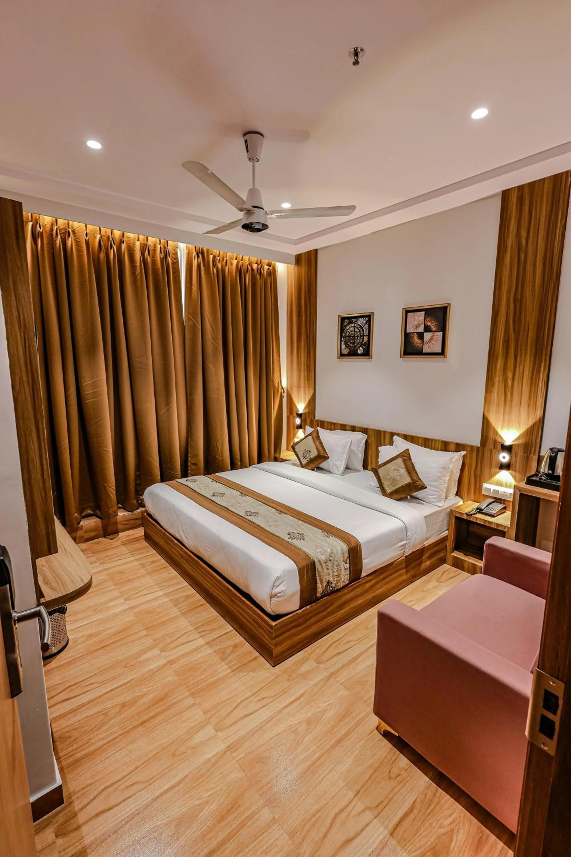 Bedroom, Bed in Hotel Alfa Suites