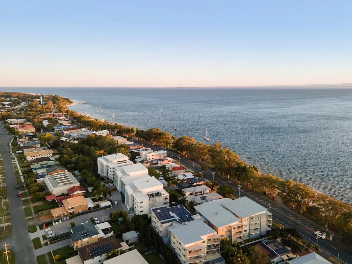 3 Bedroom Penthouse-Short Walk to Sandstone Point