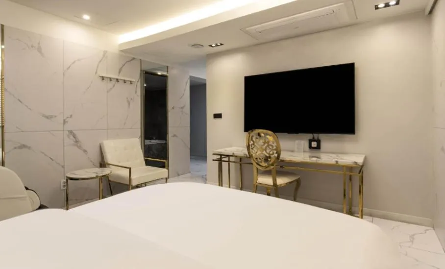 Bed in Hotel 99 Prestige