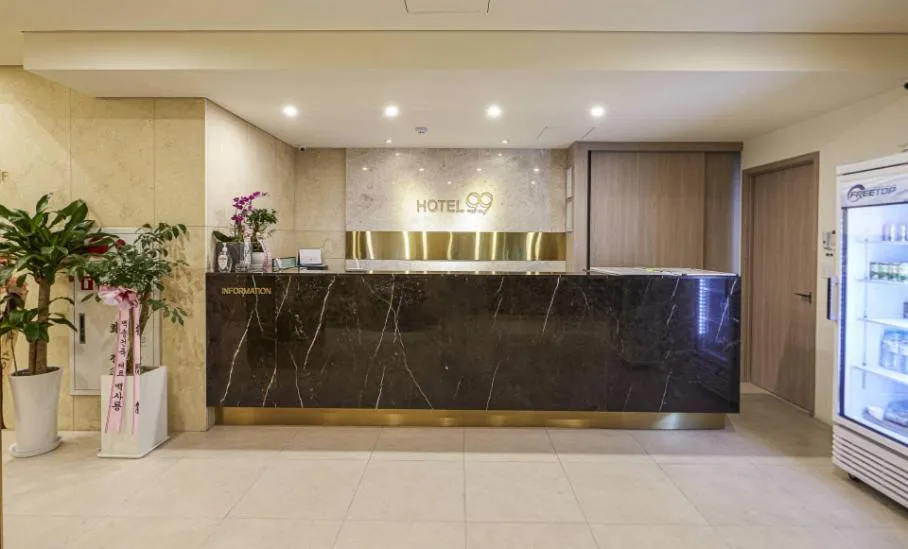 Lobby or reception in Hotel 99 Prestige