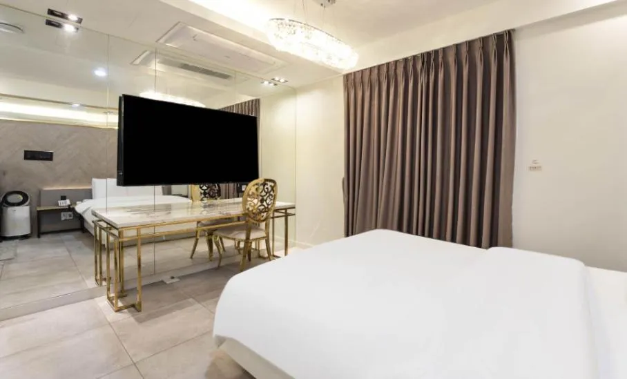 Bed in Hotel 99 Prestige