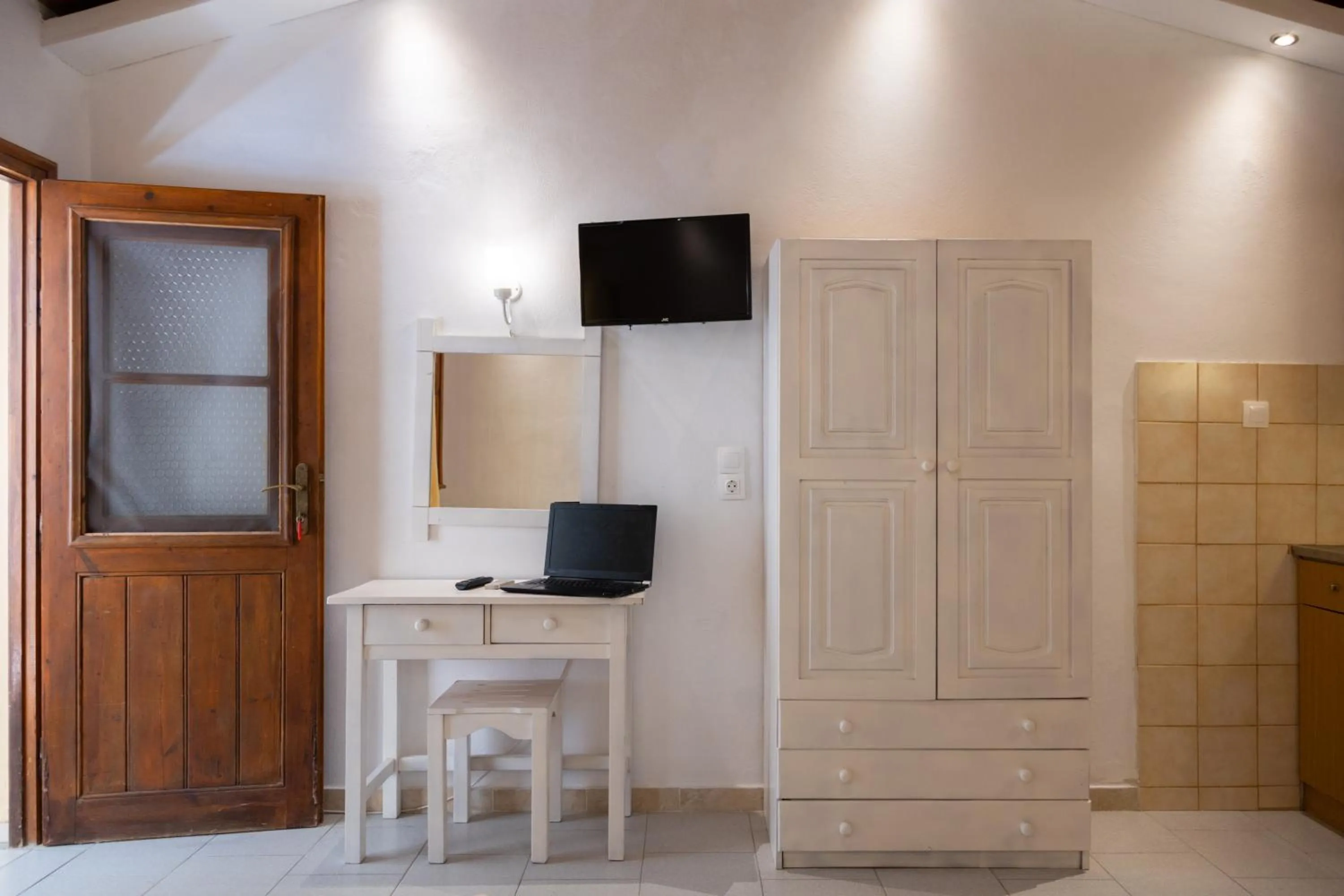 Photo of the whole room in Wilde Rose Hotel