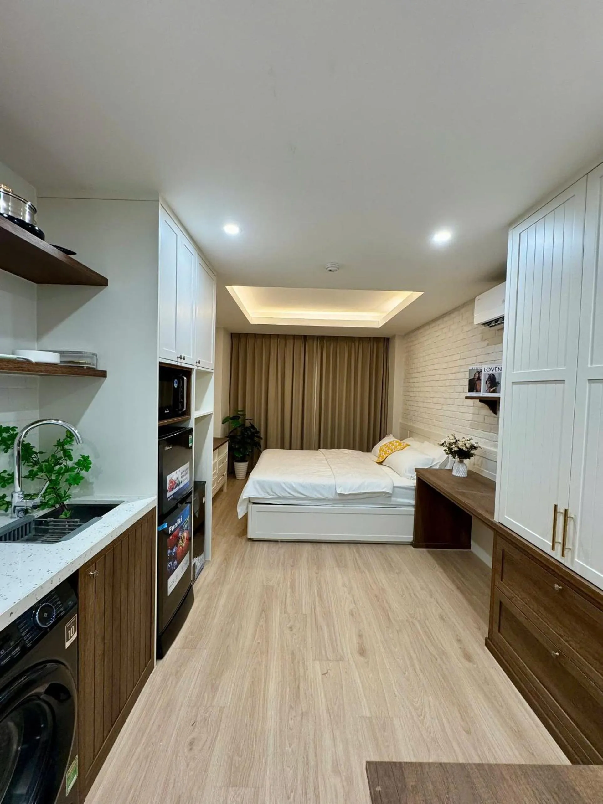 Ly Lakeside House Tay Ho Ha Noi