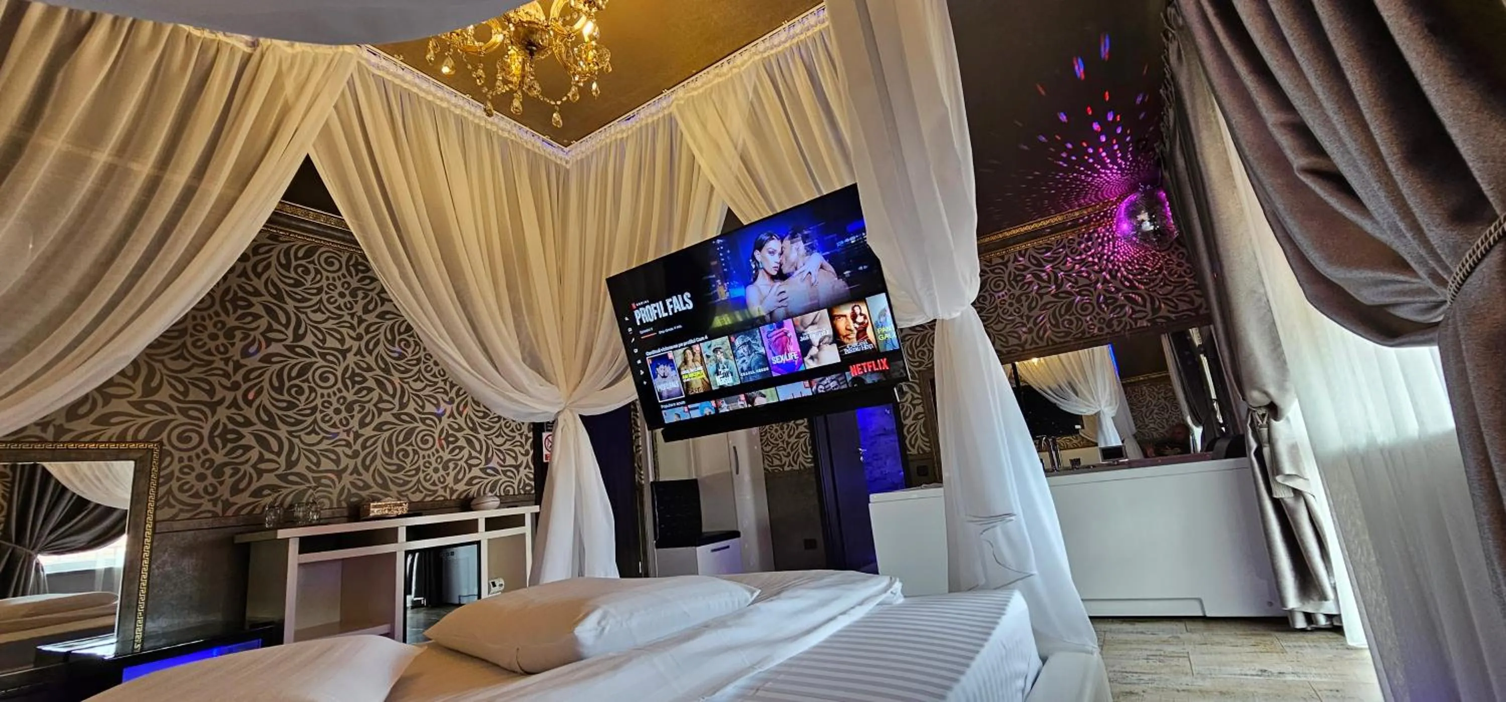 Bed in Hotel Boutique Mikaela (Adult Only)