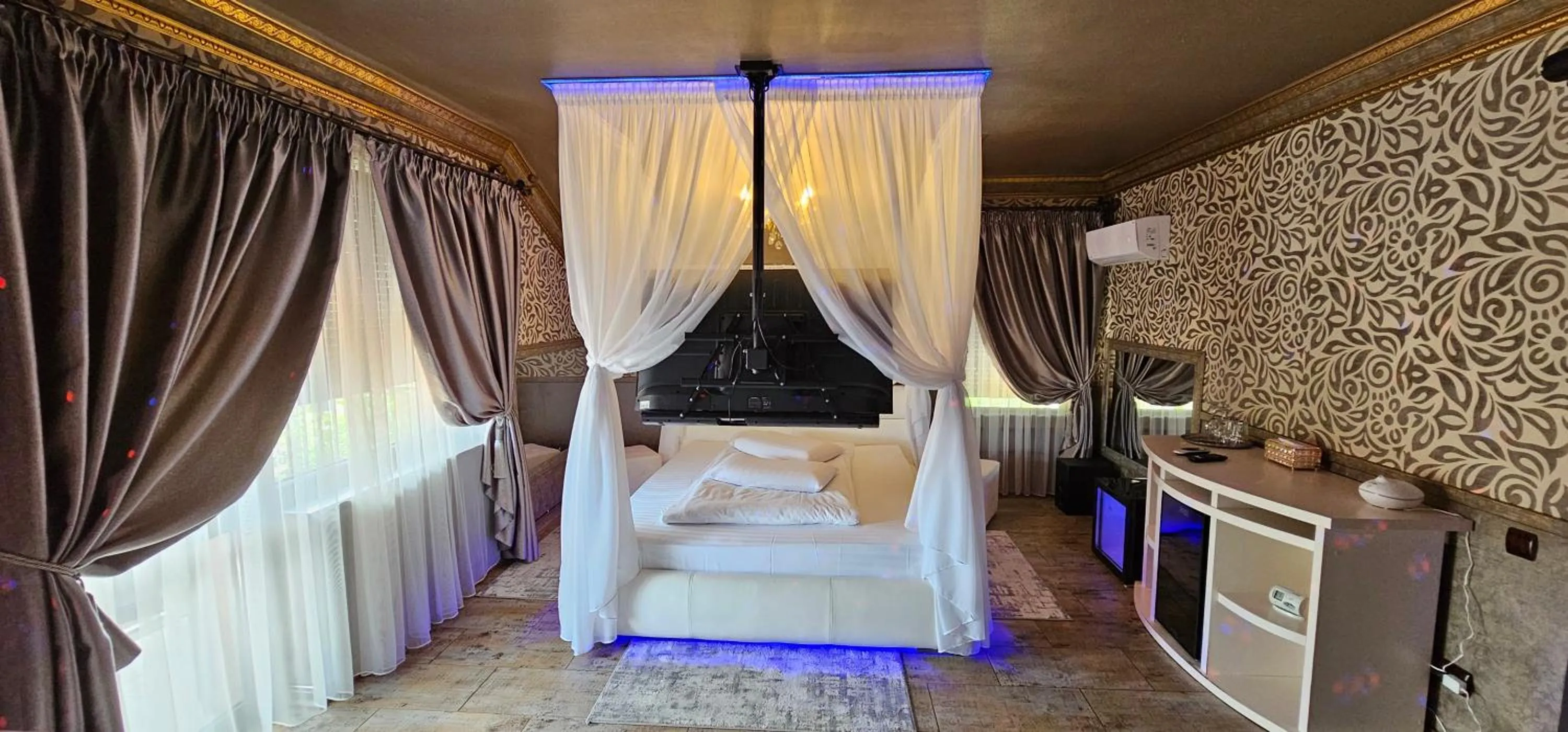 Bed in Hotel Boutique Mikaela (Adult Only)