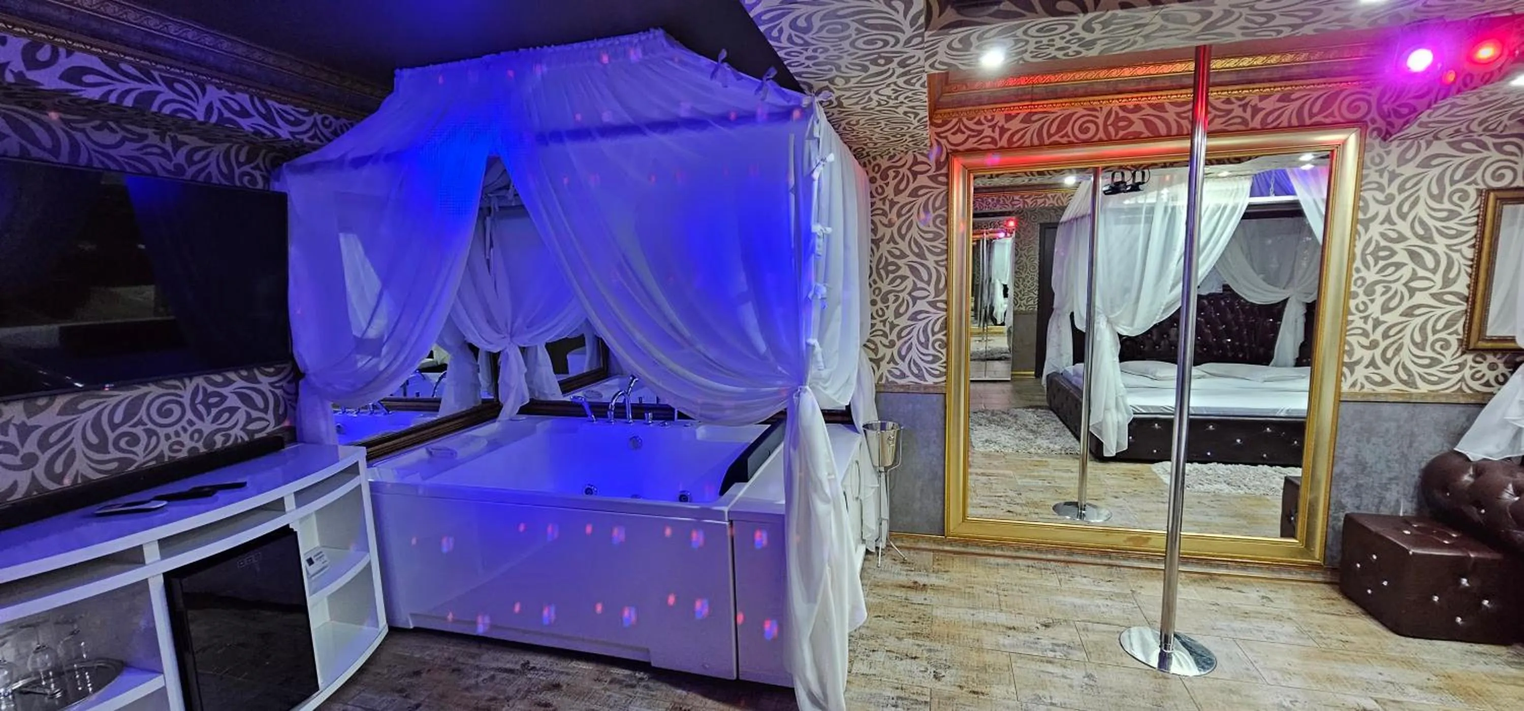 Hotel Boutique Mikaela (Adult Only)