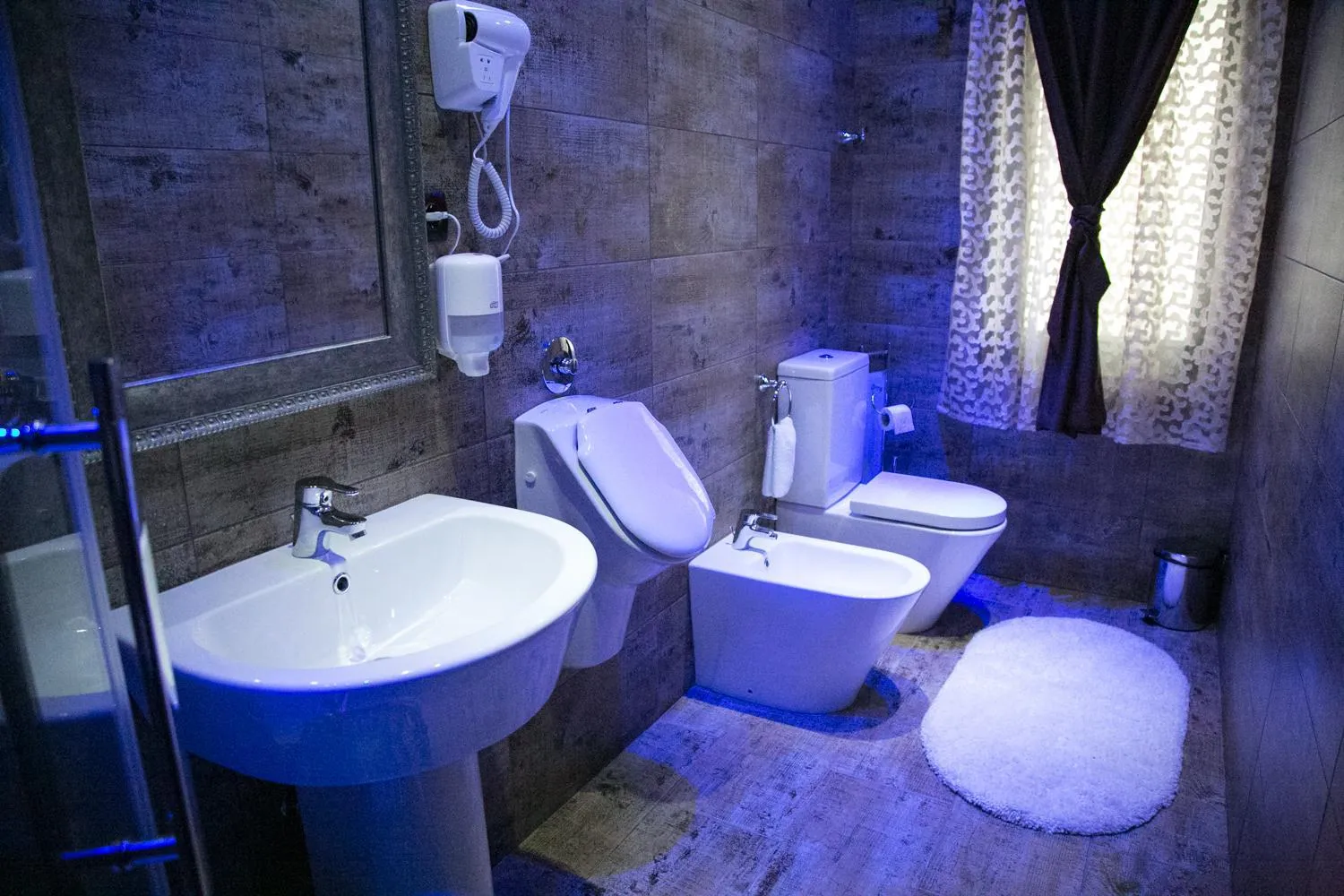 Hotel Boutique Mikaela (Adult Only)