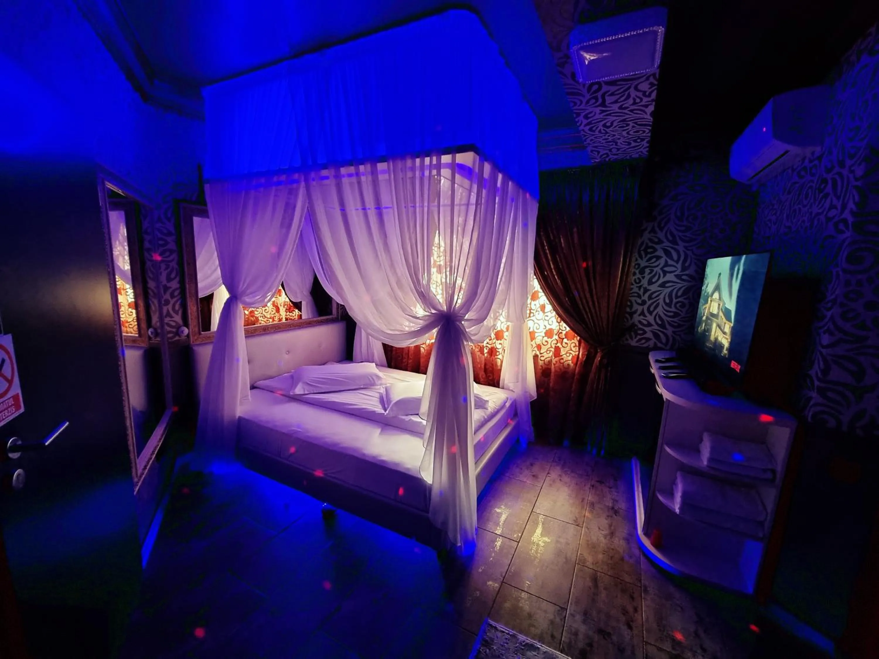 Bed in Hotel Boutique Mikaela (Adult Only)