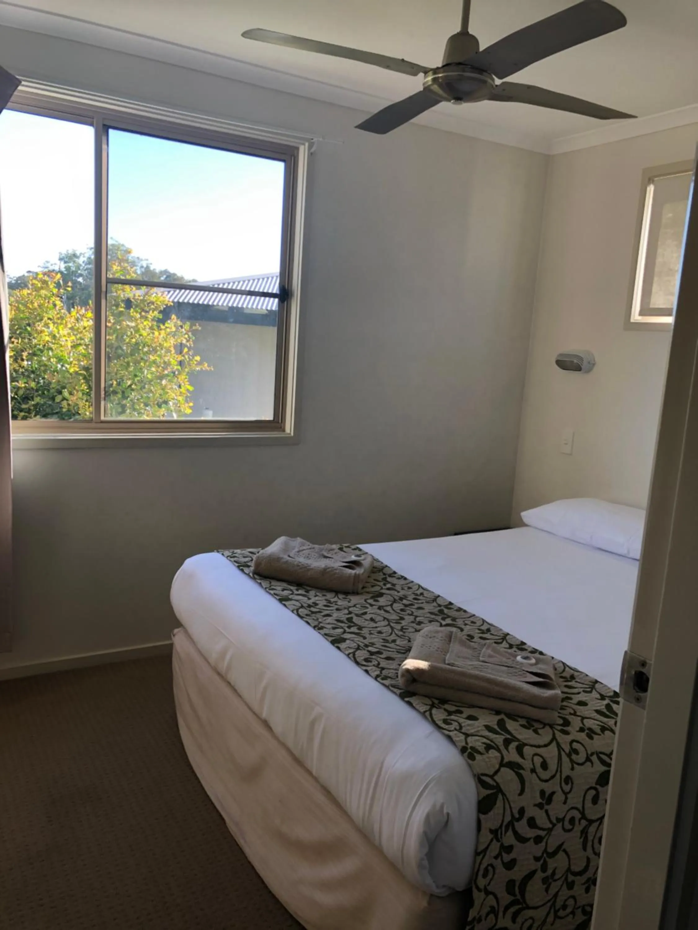 Family, Bed in Australian Motor Home Tourist Park Twelve Mile Creek