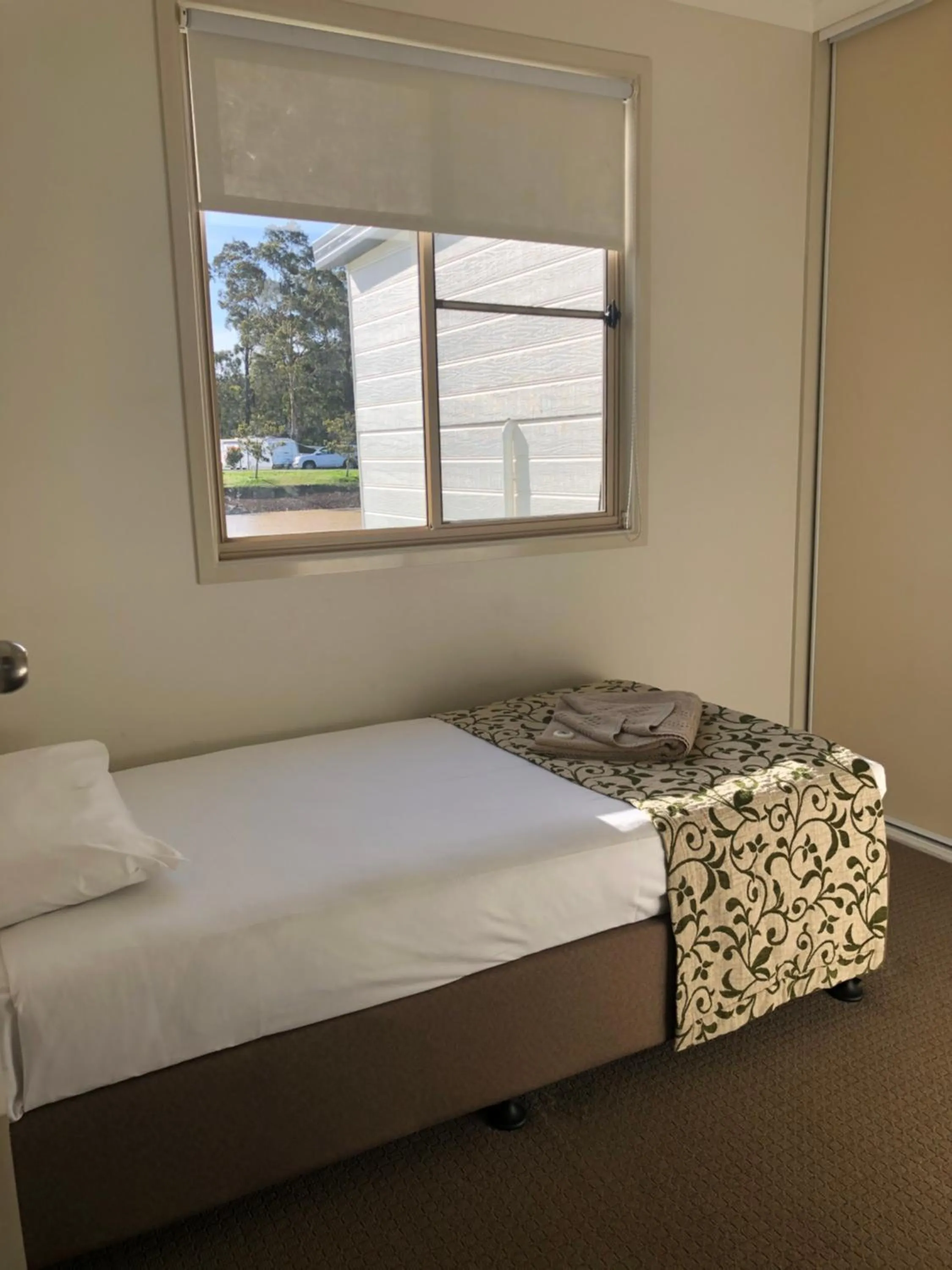 Family, Bed in Australian Motor Home Tourist Park Twelve Mile Creek