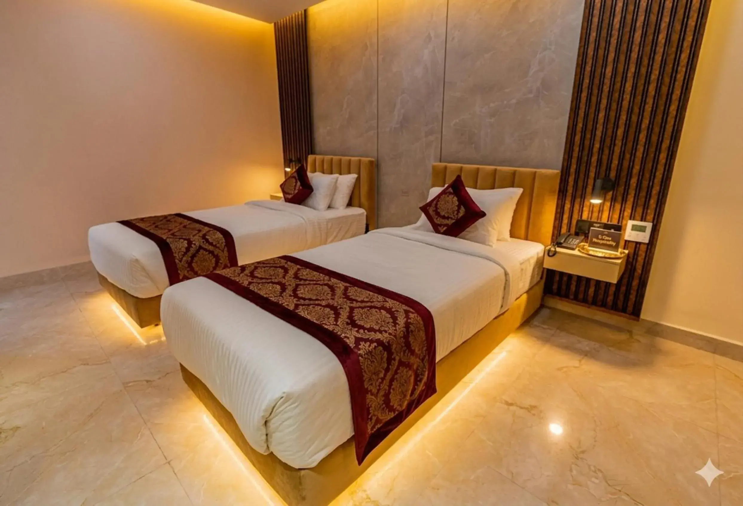 Deluxe Twin Room in Monsoon Courtyard Luxury Hotel Deluxe Twin Room in Monsoon Courtyard Luxury Hotel
