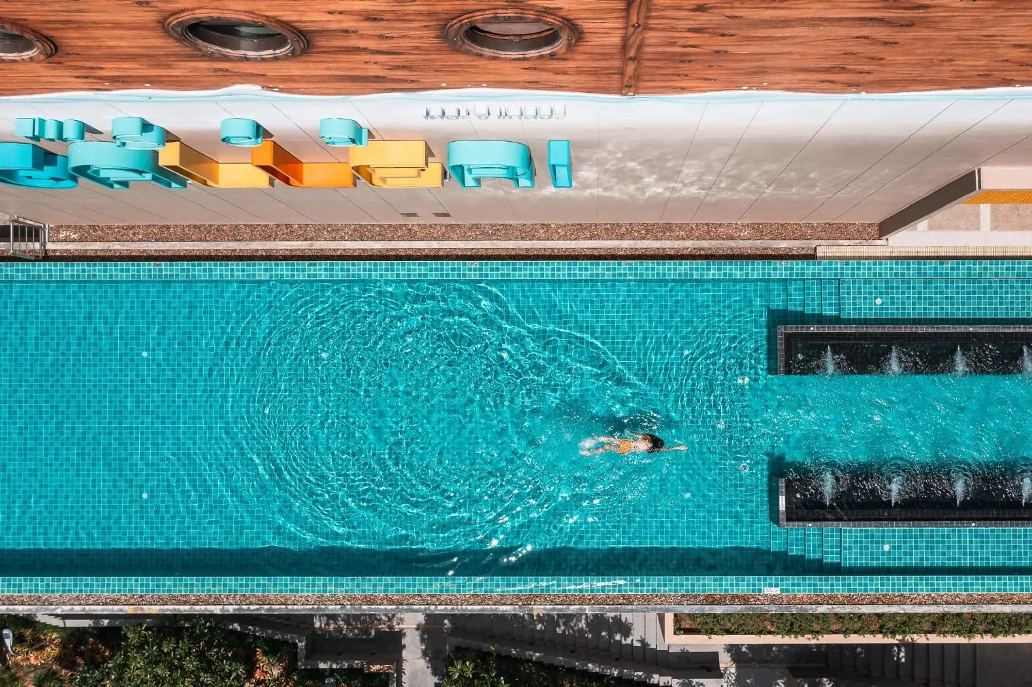 Swimming Pool in The Sea Galleri by Katathani